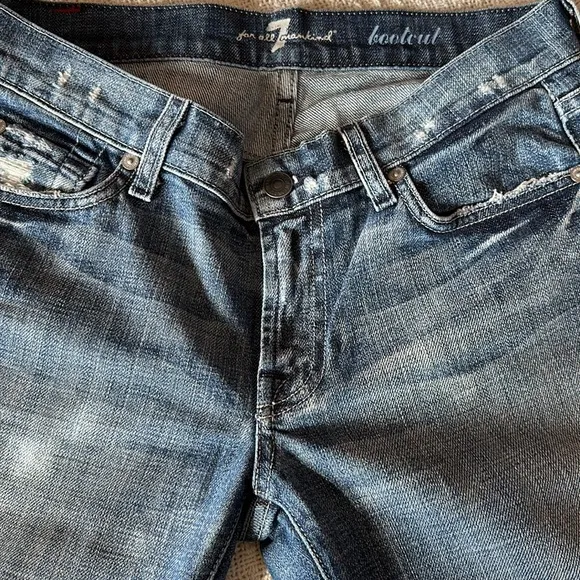 7 For All Mankind | Bootcut Jeans | Size 27(See Measurements)