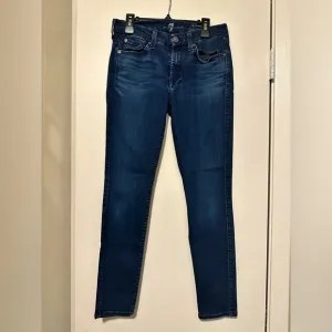 7 for all mankind dark denim the ankle skinny jeans size 27