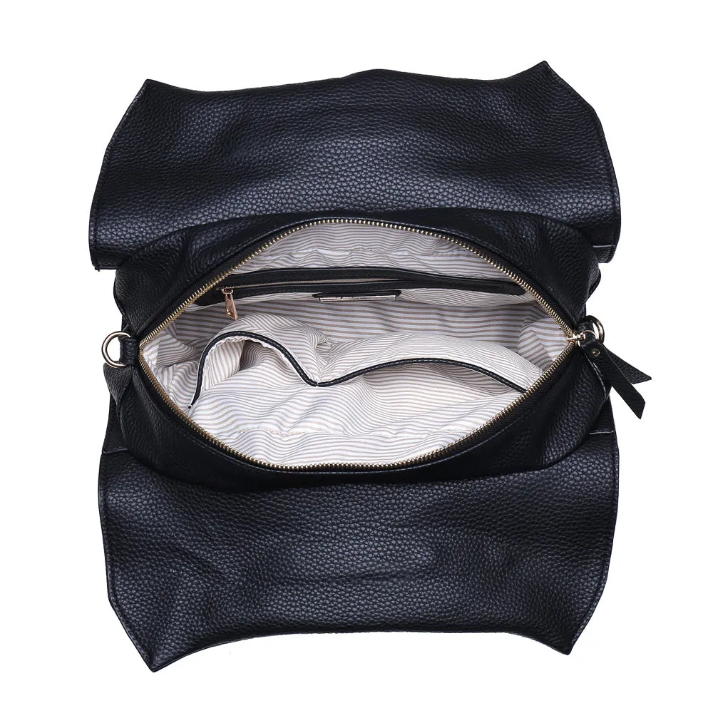 Amelie Satchel