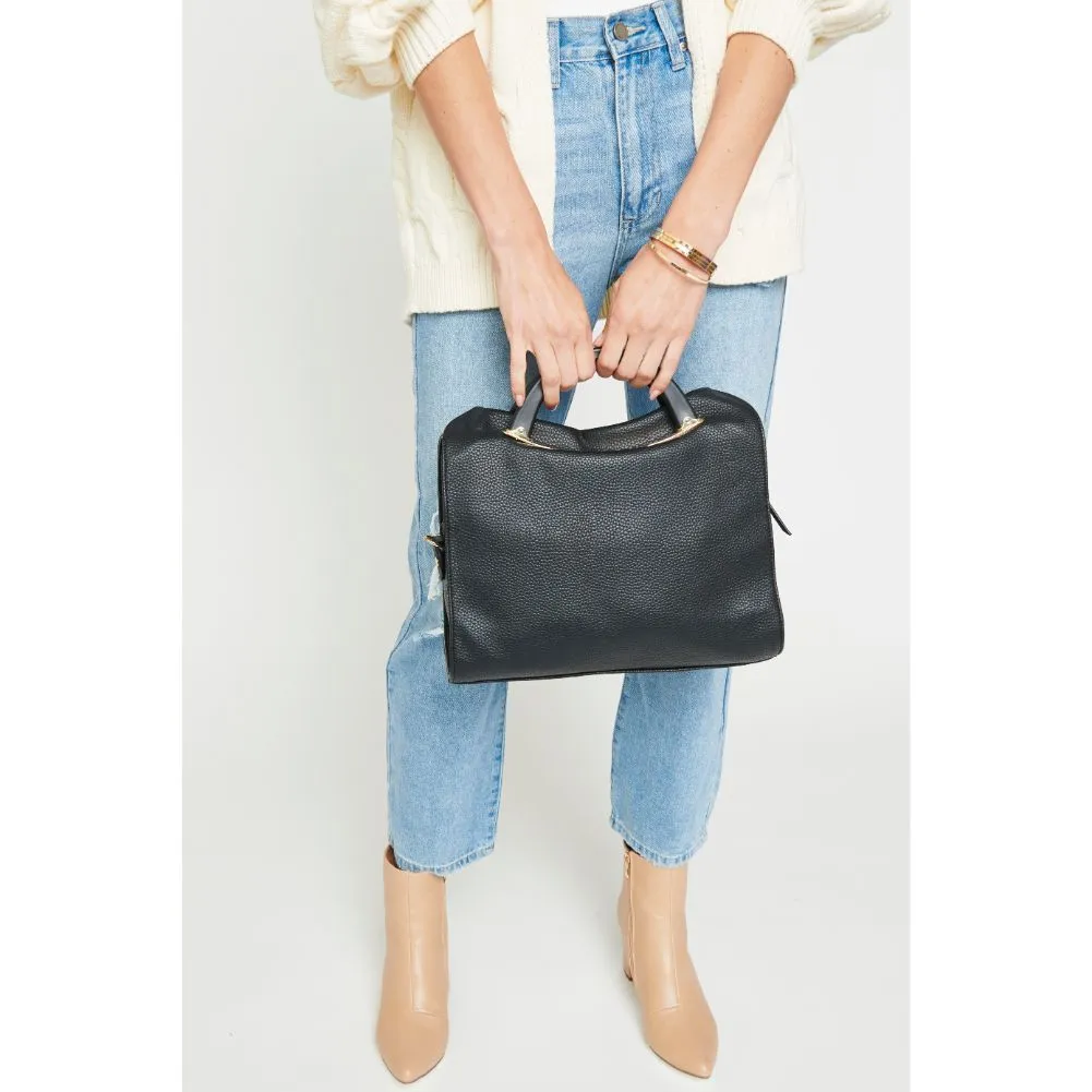 Amelie Satchel