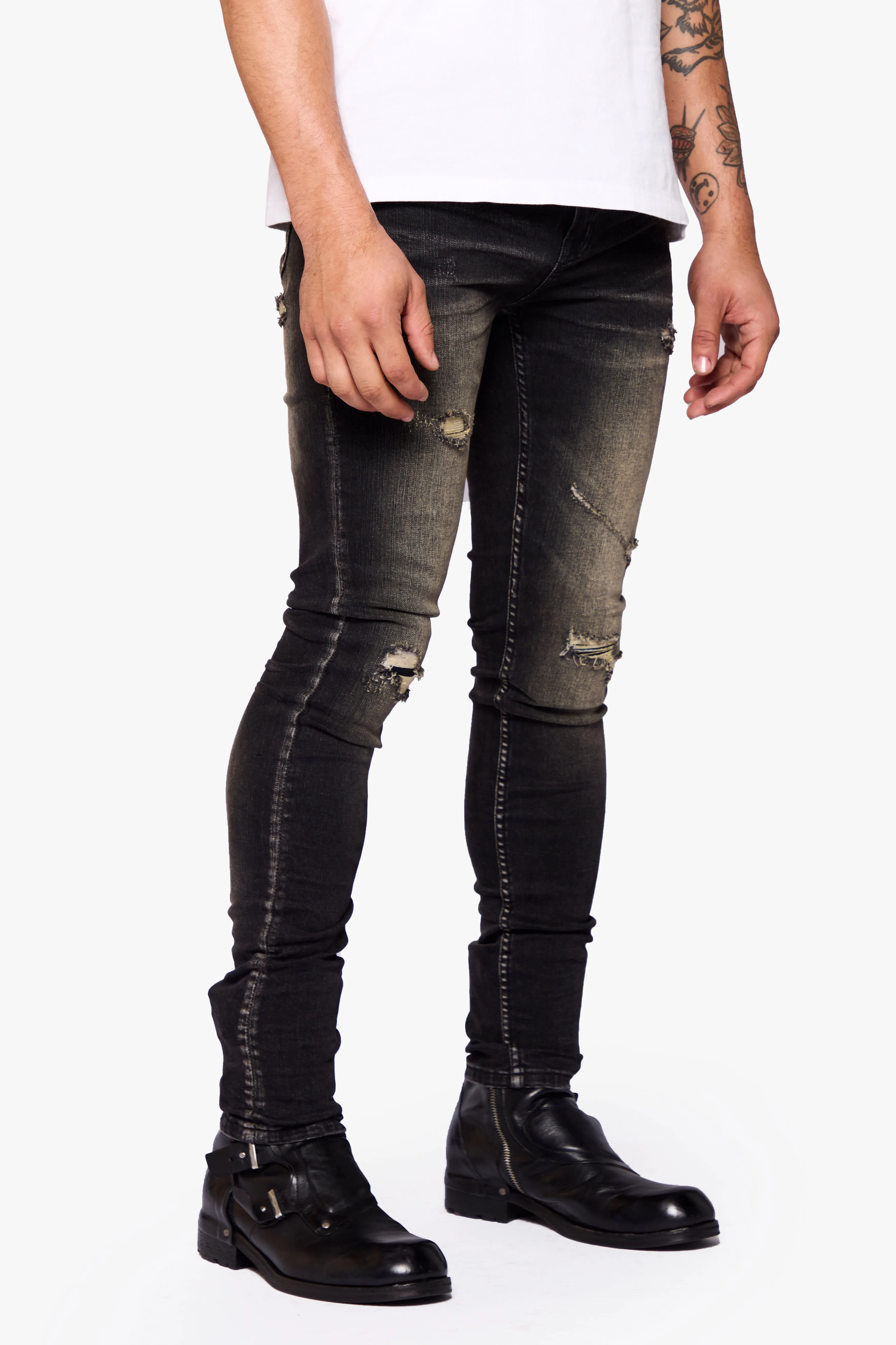 ANOM SKINNY FIT "SAYA"