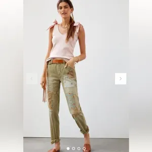 Anthropologie Pilcro The Wanderer Barrel Boho Patchwork Jeans 32