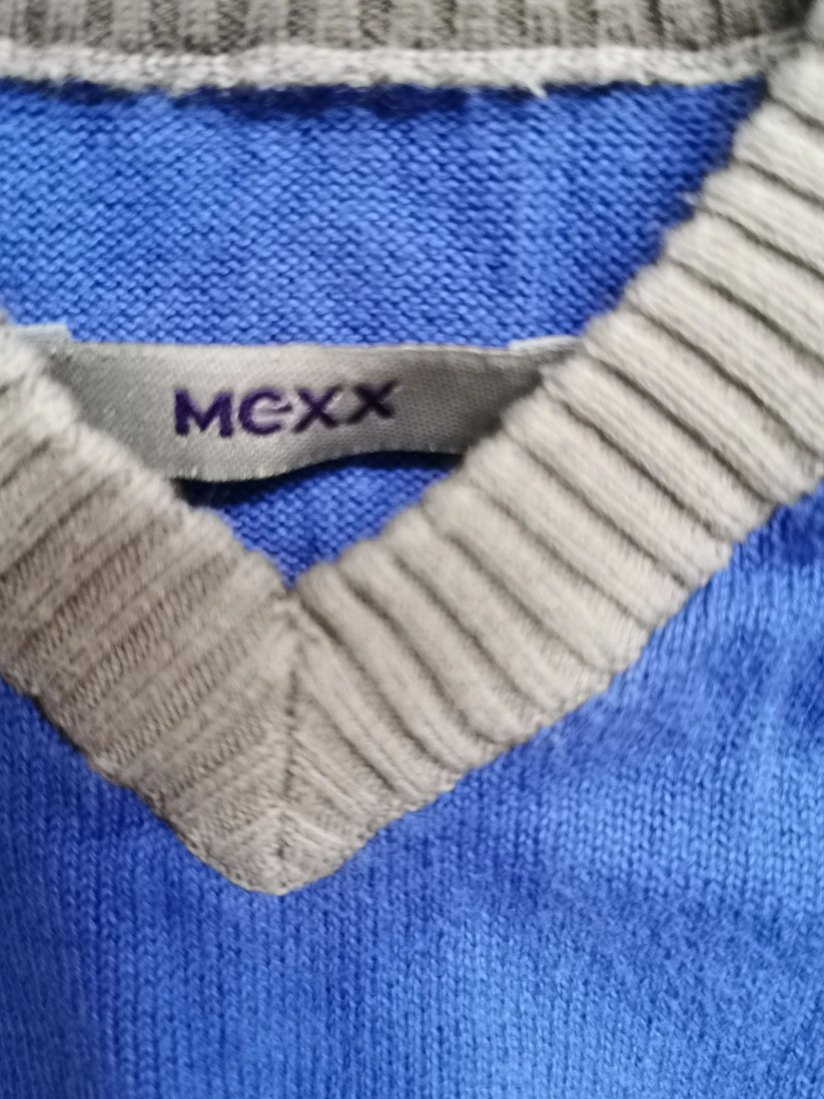BABY BOY SIZE 18/24 MONTHS - MEXX, Soft Knit V-Neck Sweater EUC B31