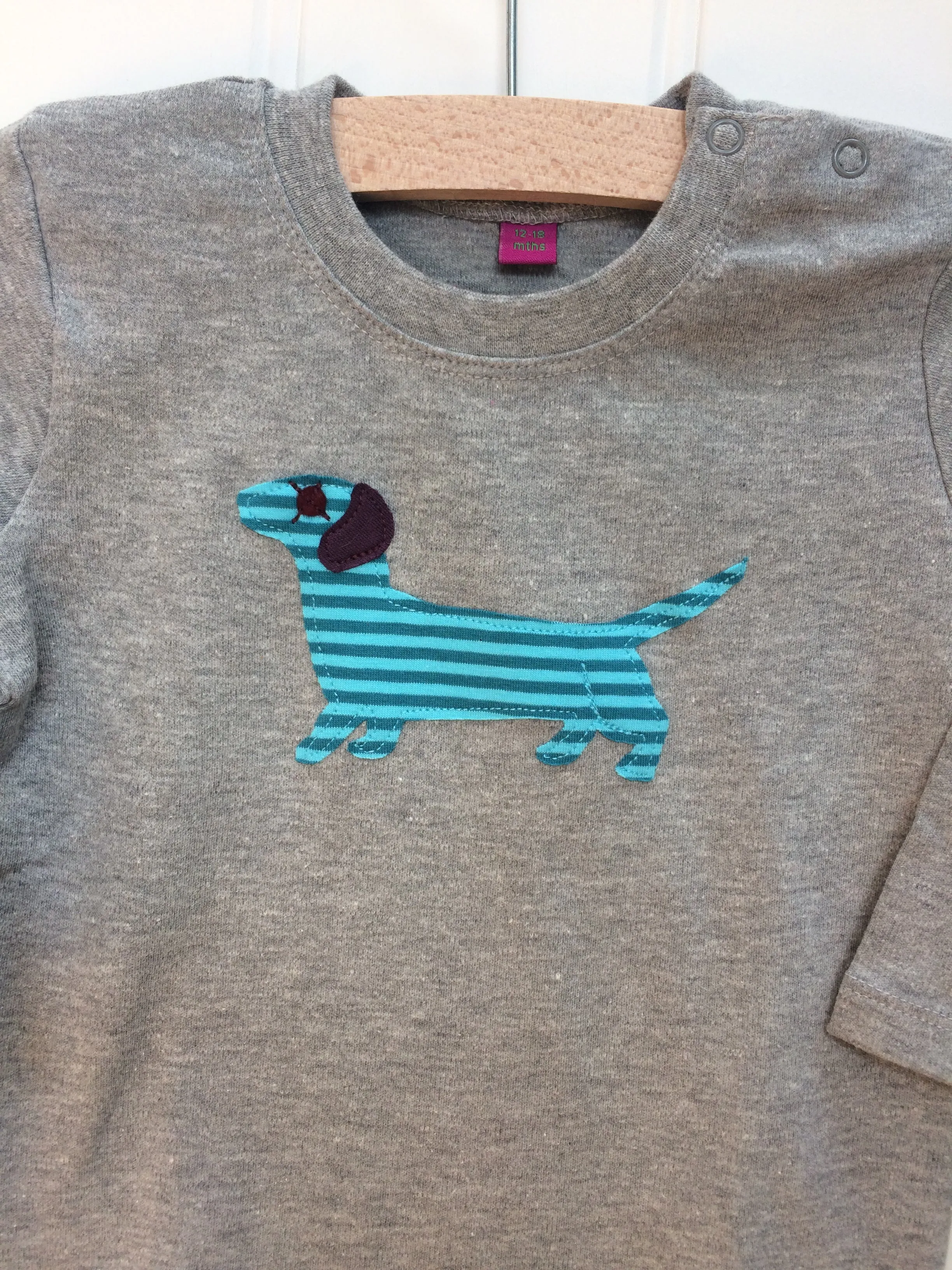 Baby Dachshund - Long Sleeved T-shirt - Grey