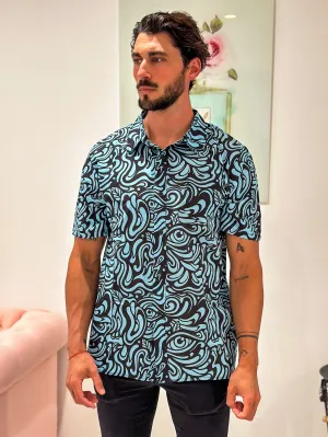 BLUE EYE SWIRL BUTTON UP COLLARED SHIRT