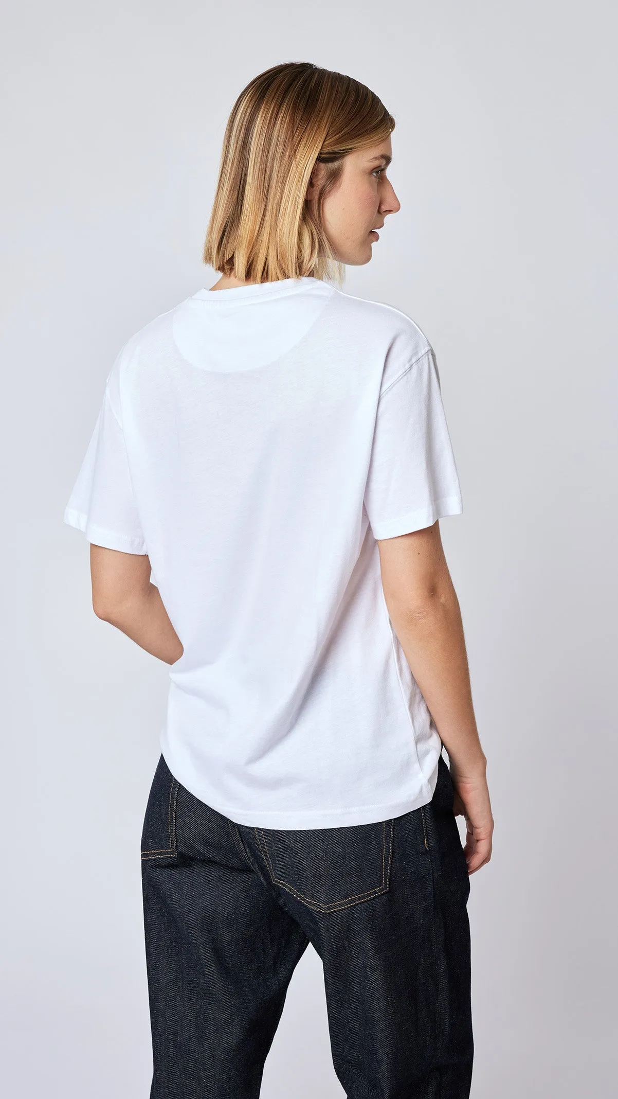 CAMISETA POCKET BANANA BLANCA
