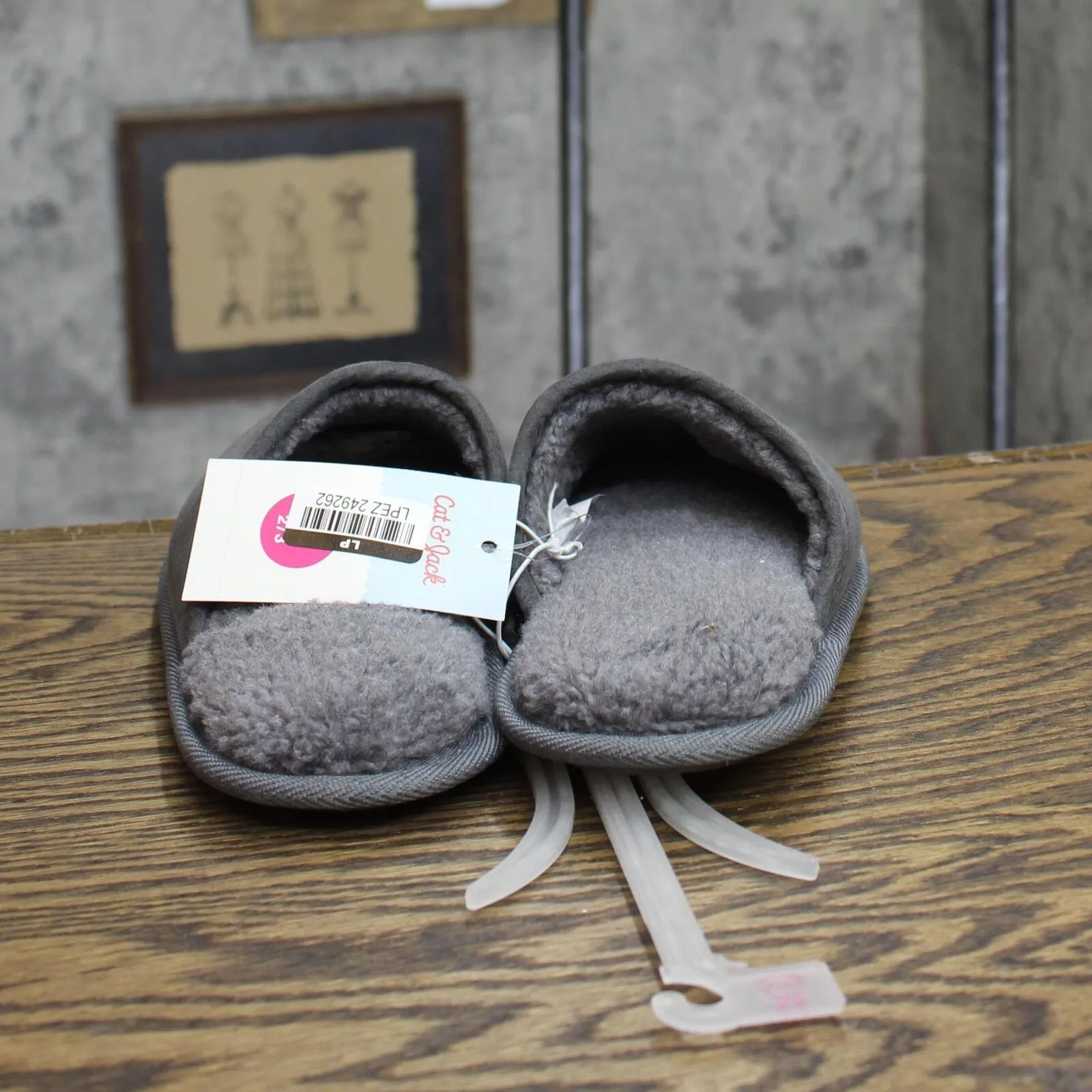 Cat & Jack Boys Ellis Scuff Slippers 88498266