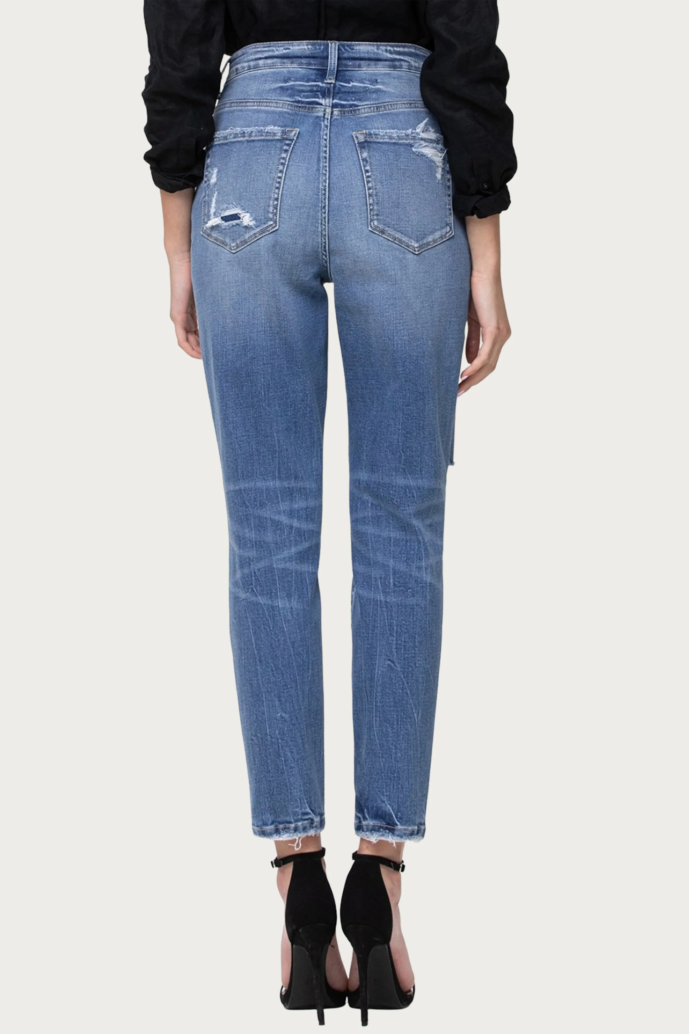COMFORT STRETCH HIGH-RISE DISTRESSED MOM JEANS