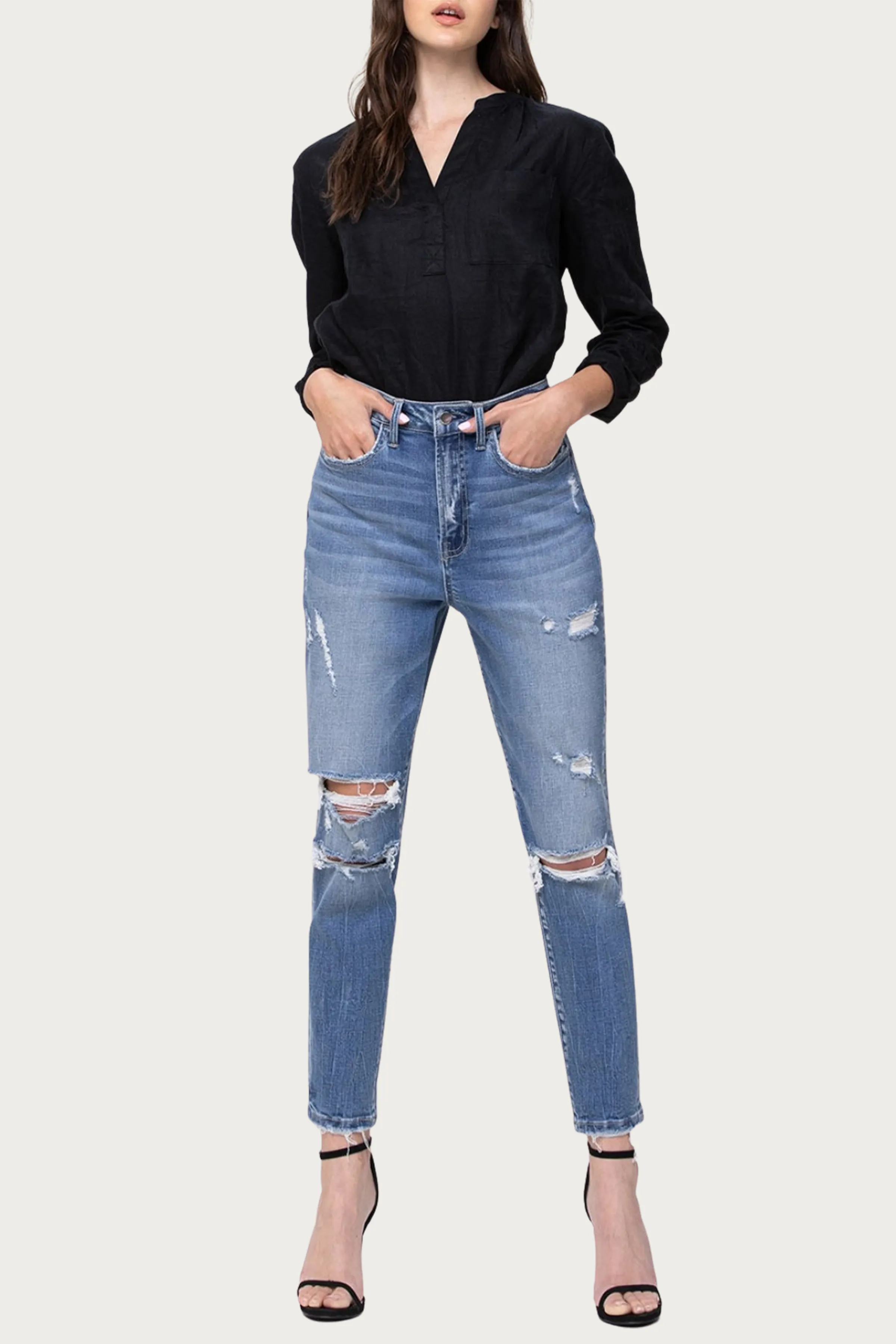 COMFORT STRETCH HIGH-RISE DISTRESSED MOM JEANS