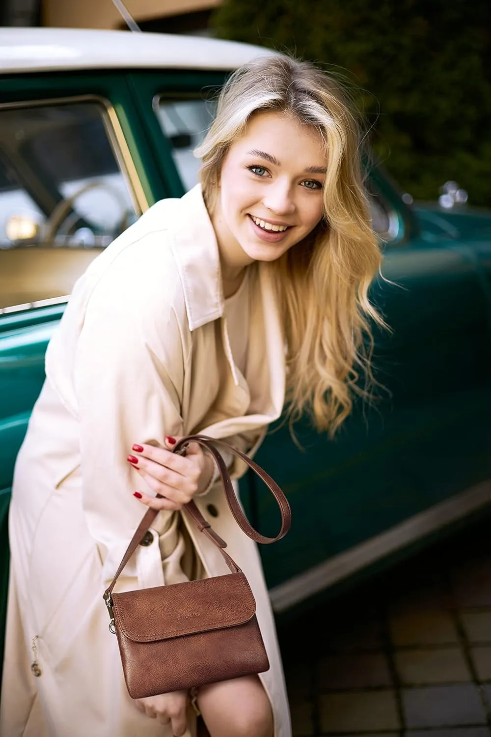 Crossbody Bags for Women, Vegan Leather Travel Phone Bags with Adjustable Strap