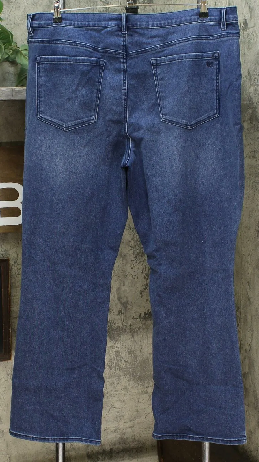 DG2 by Diane Gilman Women's Plus Size Virtual Stretch Boot Cut Jeans