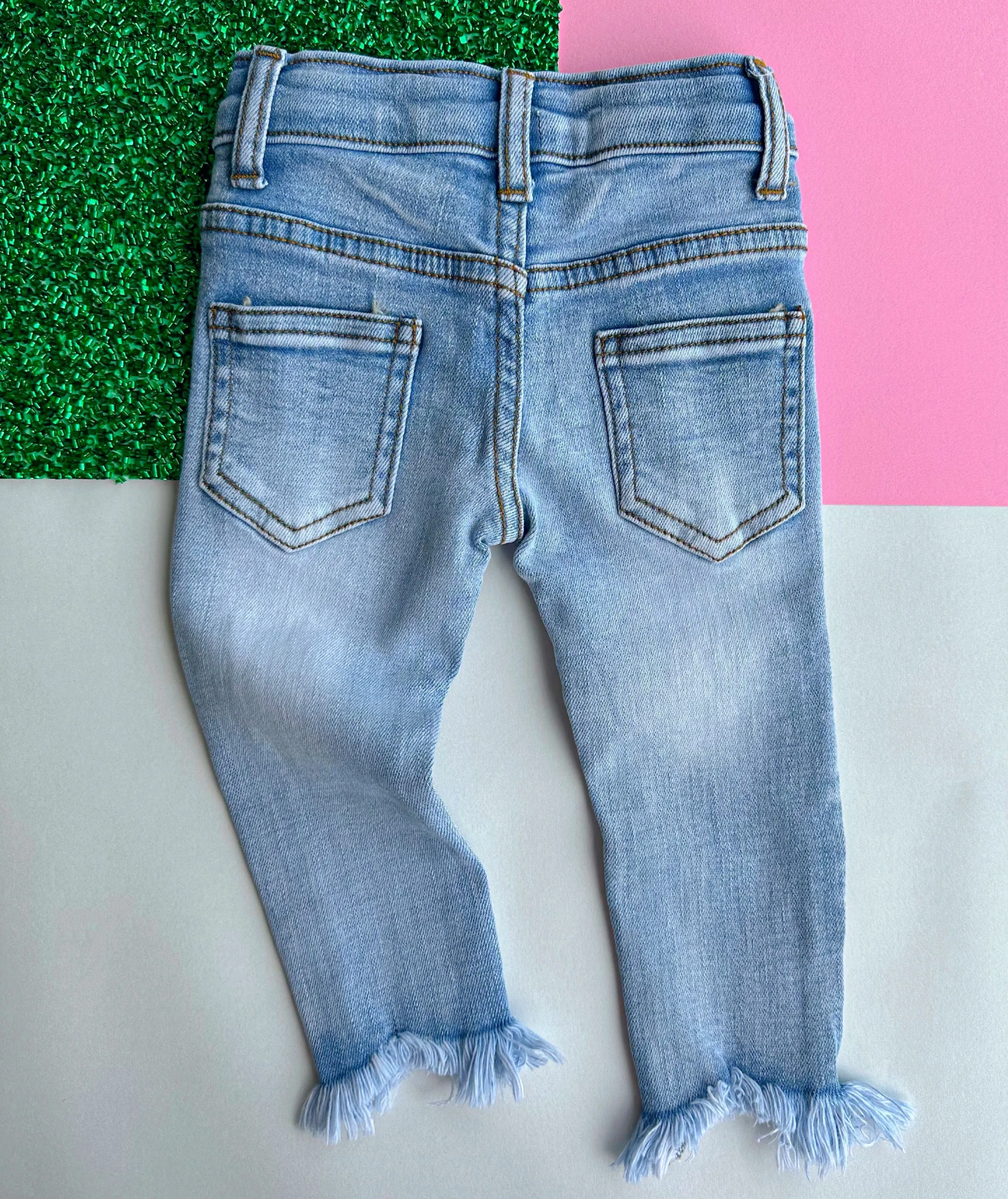 distressed skinny jeans