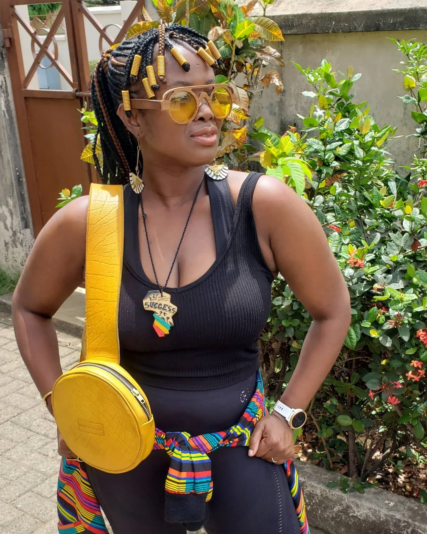 Duara Crossbody Bags