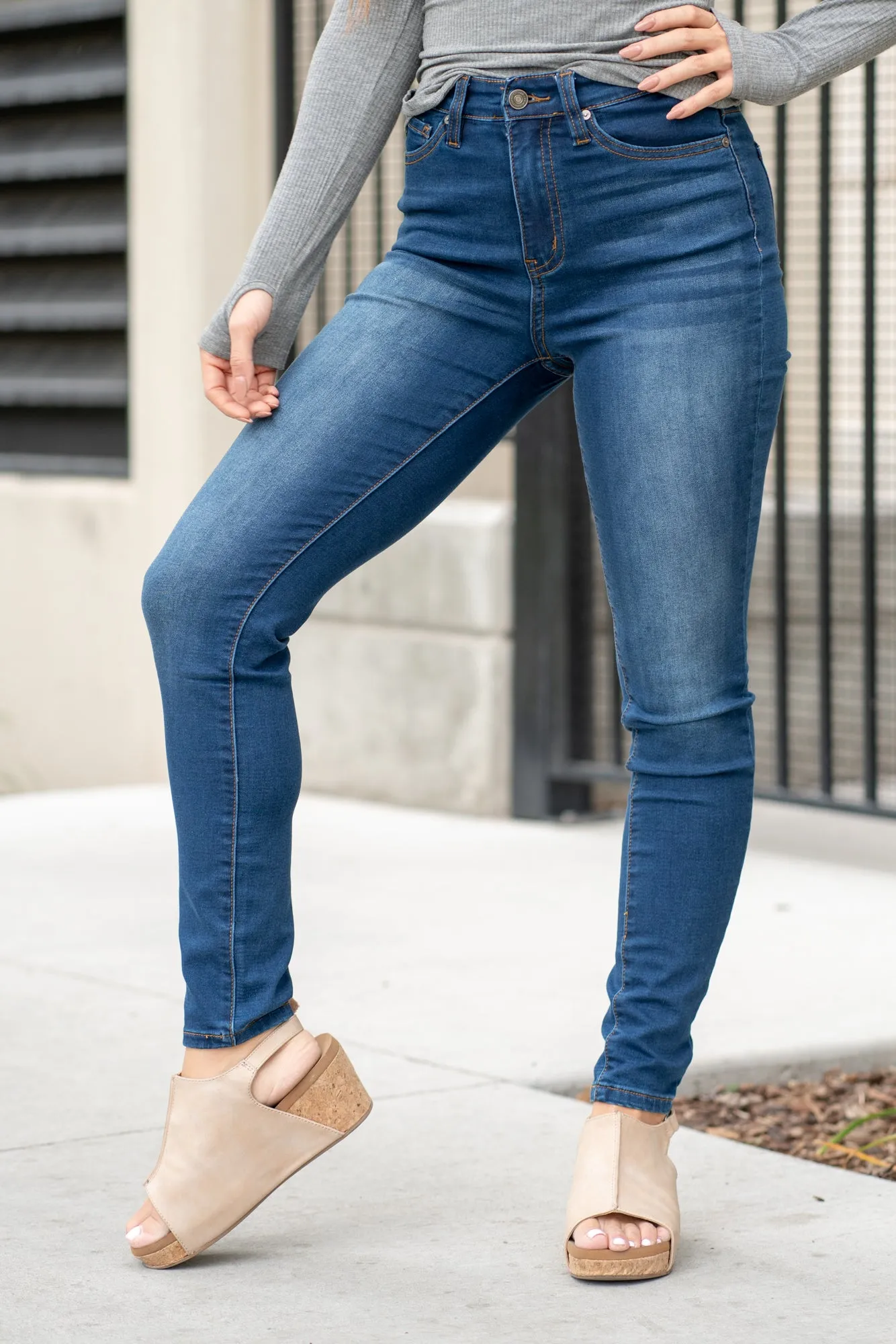 Ellie High Rise Skinny