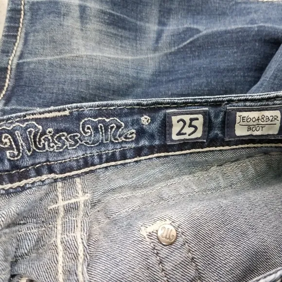 Fleur De Lis embellished boot cut jeans ladies 25