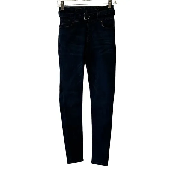 Free People We the Free Super High Rise Retro Jeans with matching Denim Belt 24