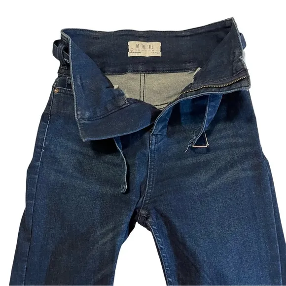 Free People We the Free Super High Rise Retro Jeans with matching Denim Belt 24