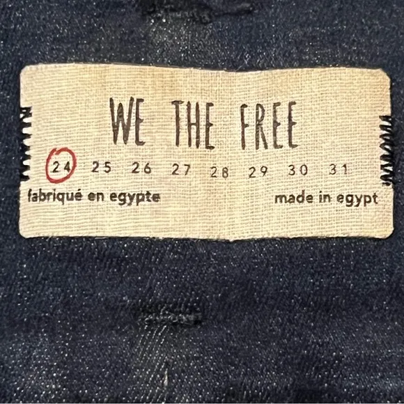 Free People We the Free Super High Rise Retro Jeans with matching Denim Belt 24