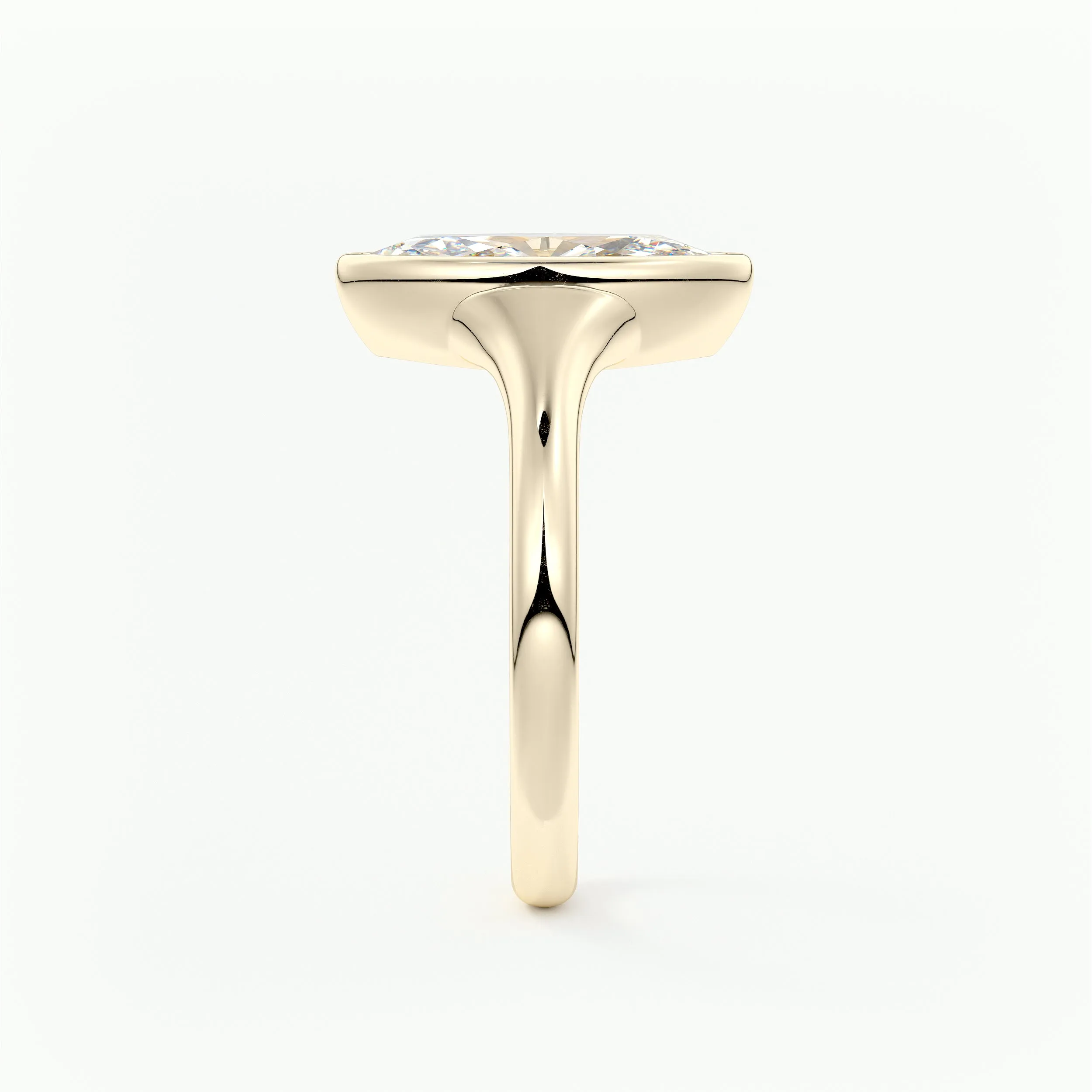 Golden Bathtub | Marquise