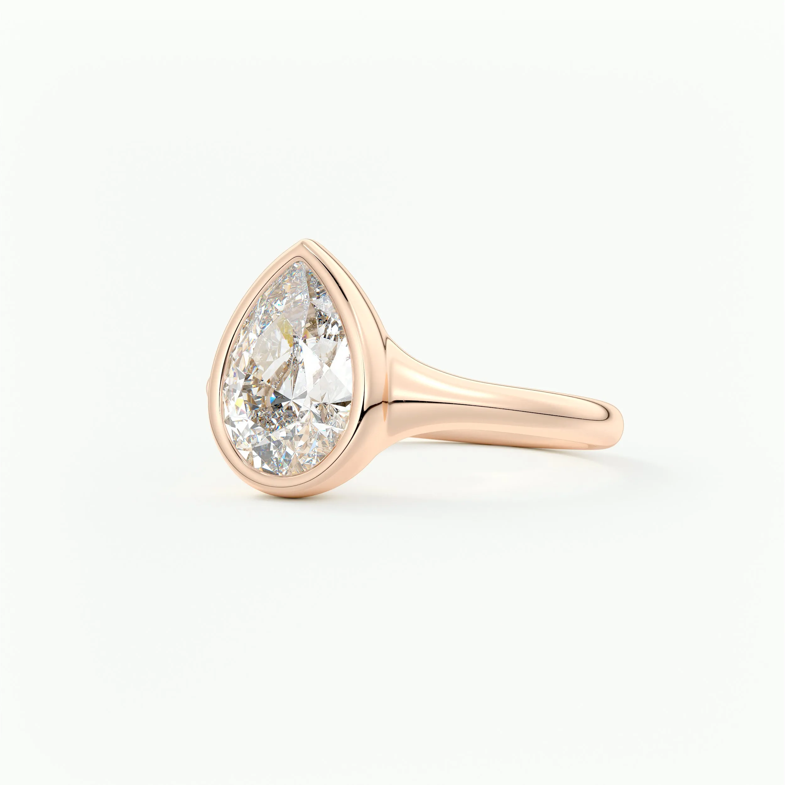 Golden Bathtub | Pear