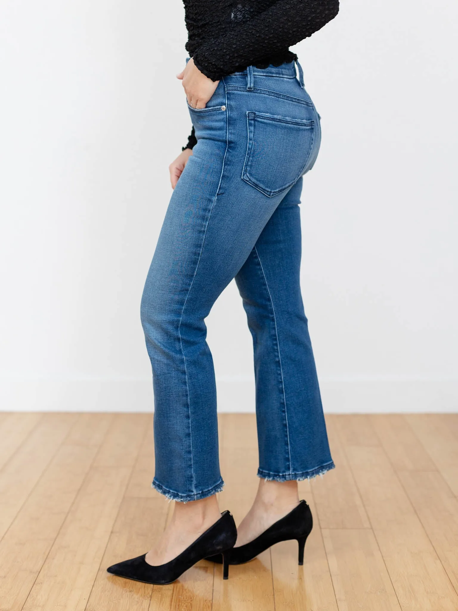 Good American Soft Tech Good Legs Cropped Mini Boot
