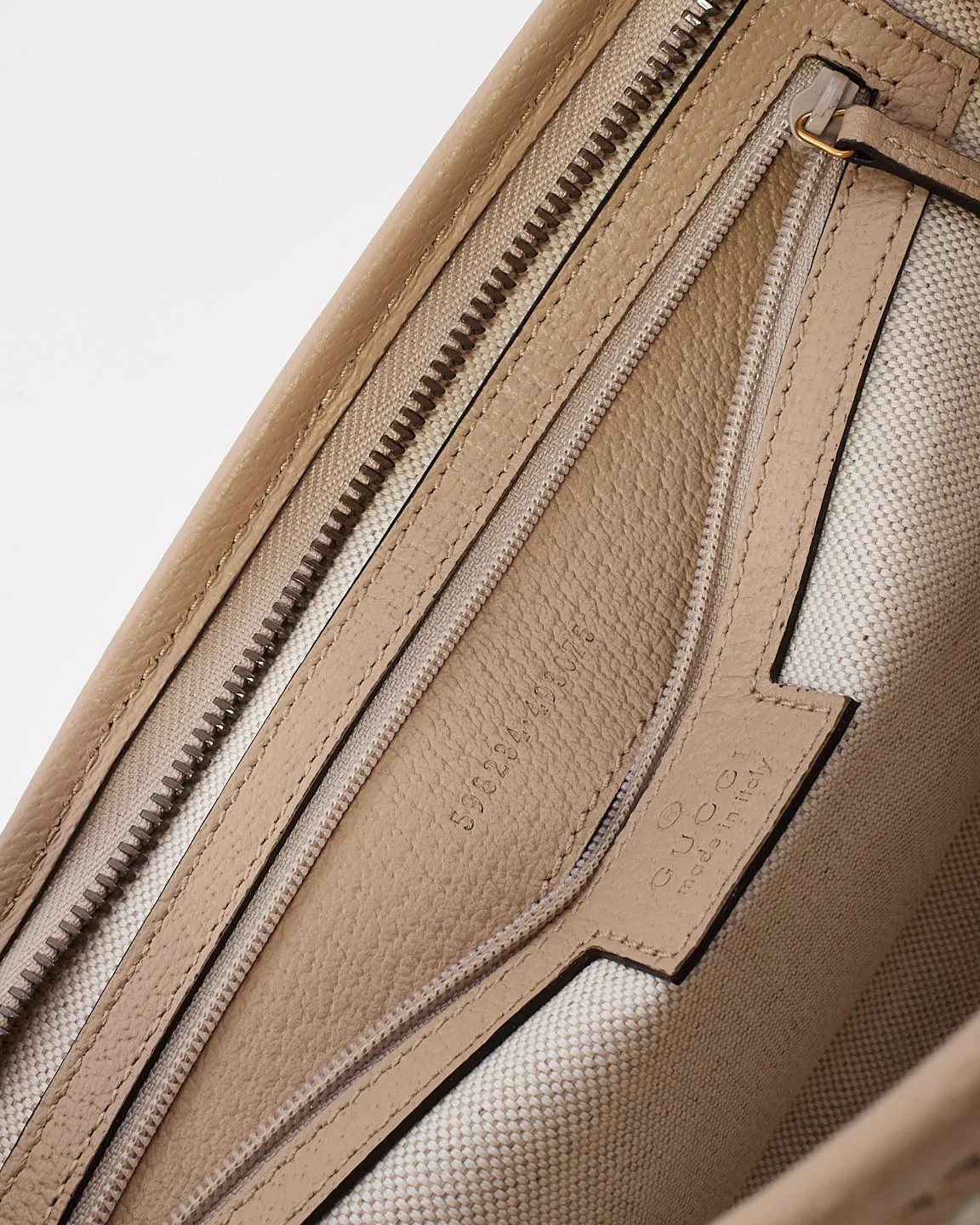Gucci Beige Canvas Ophidia GG Toiletry Case