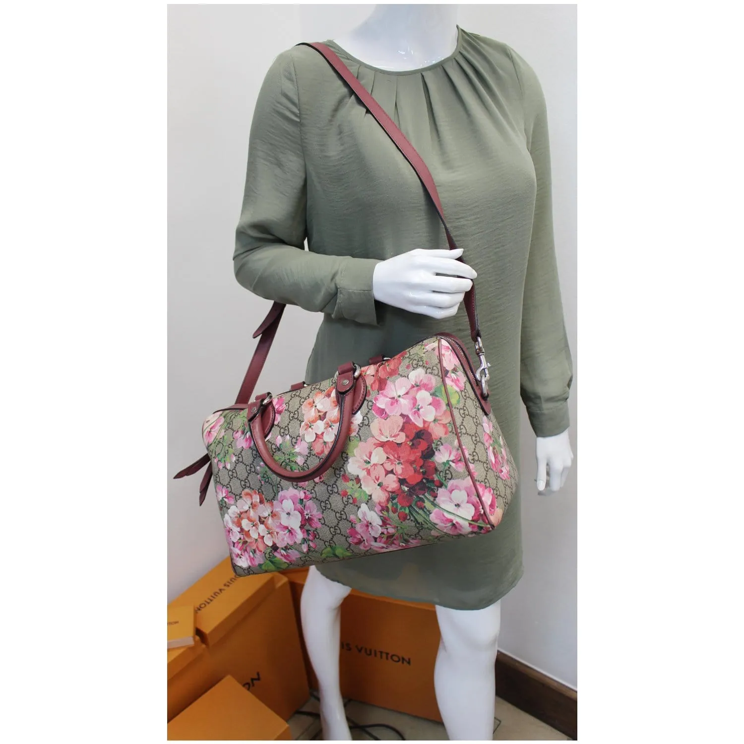 GUCCI Blooms Top Handle Supreme Canvas Large Boston Bag Beige/Ebony 409527