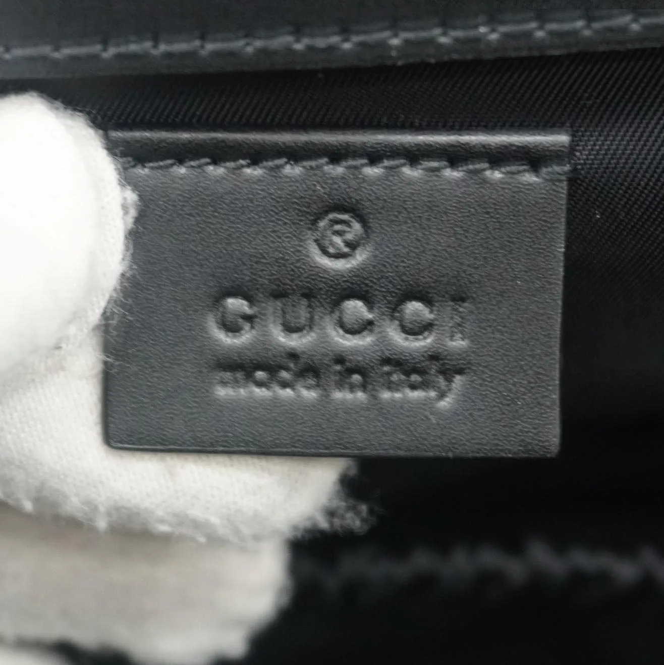 GUCCI Diaper GG Supreme Canvas Messenger Bag Black 495909