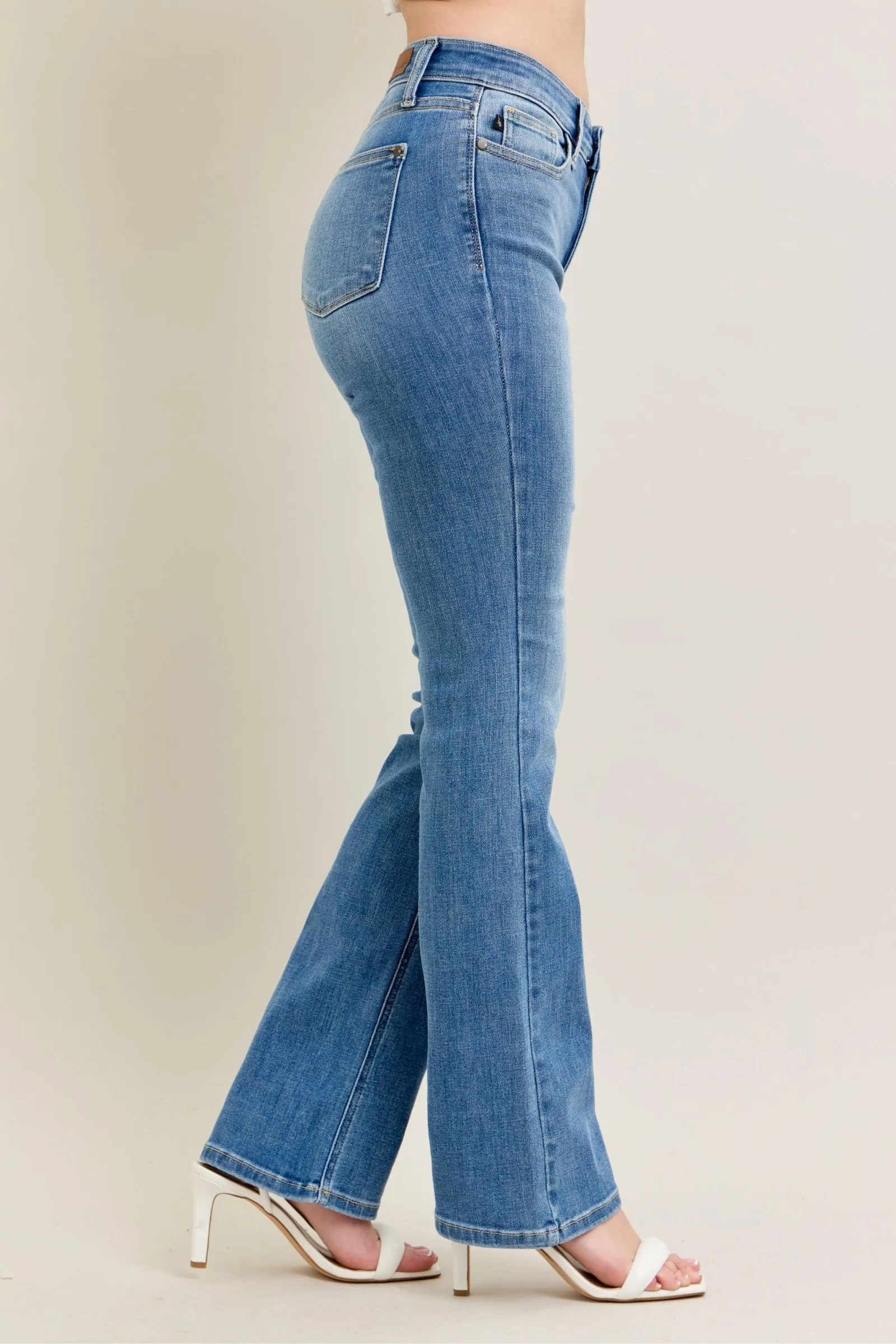 Halli High Waist Classic Contrast Wash Bootcut