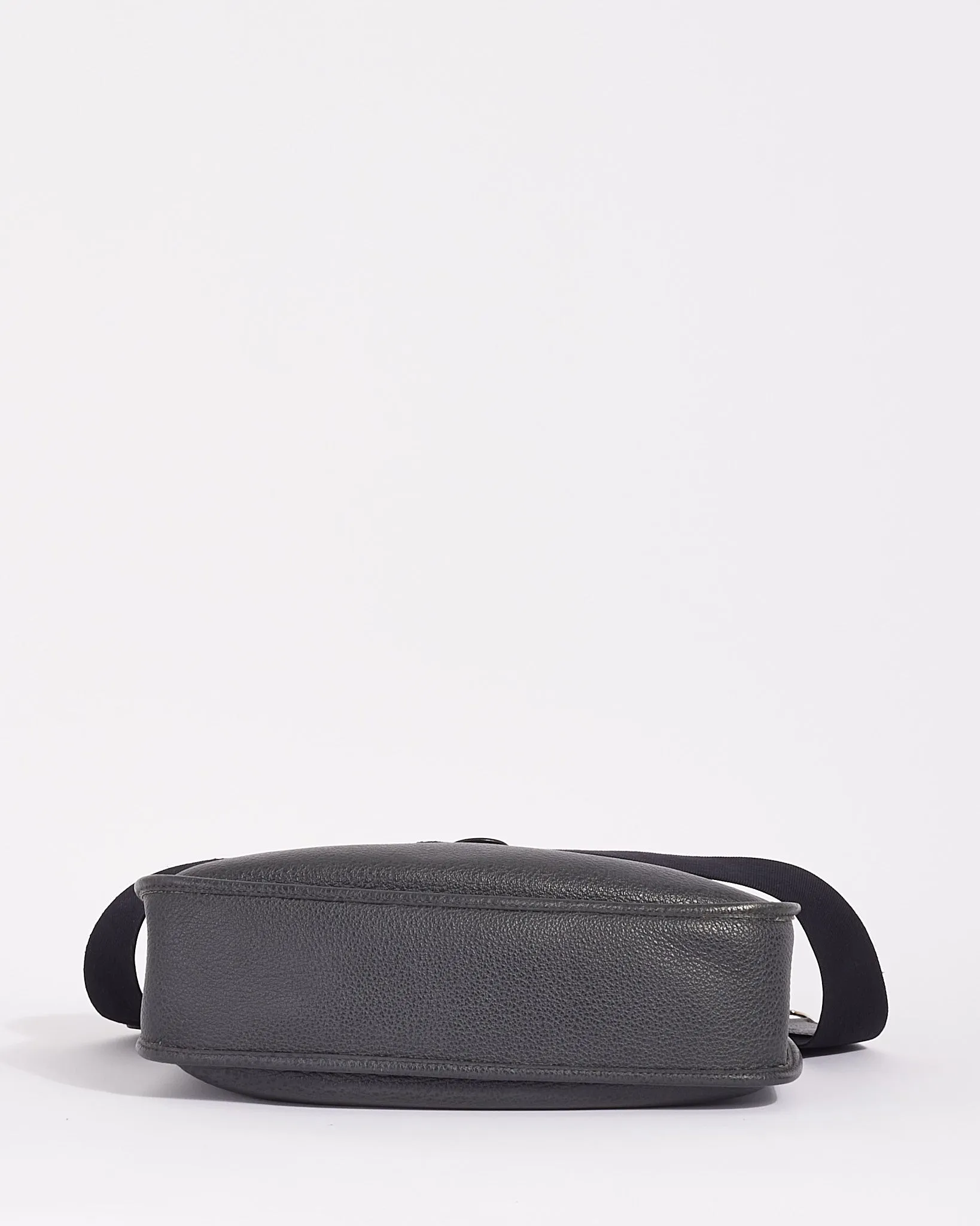 Hermès Dark Grey (Graphite) Clemence Leather Evelyne I GM Crossbody Bag
