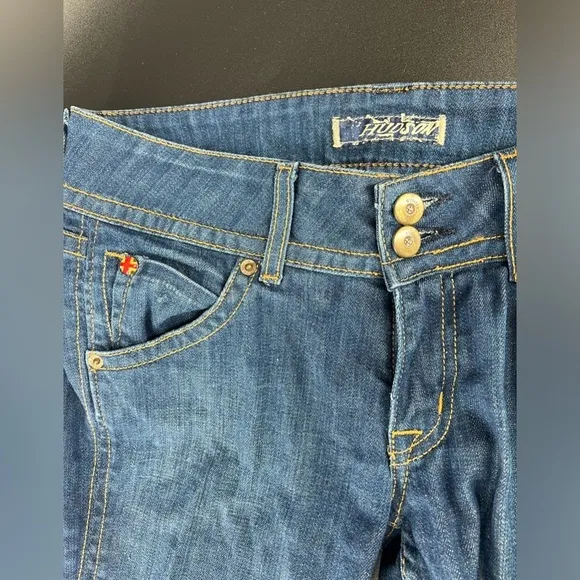Hudson Jeans low rise bootcut denim jeans, flap pockets, med wash, size 27