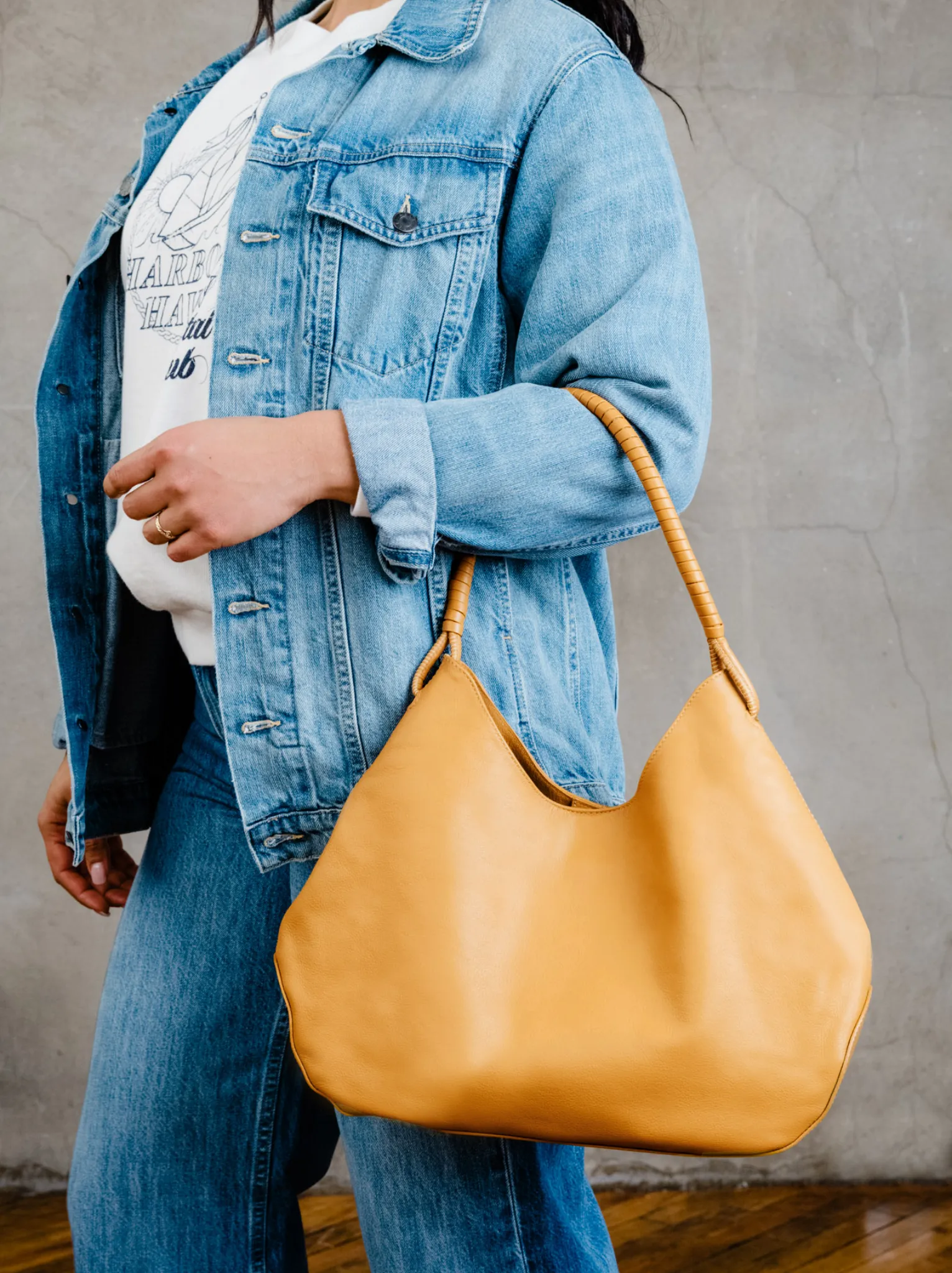 Jackee Shoulder Bag