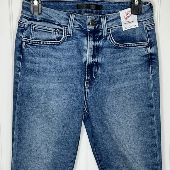 Joe’s hi rise curvy Skinny ankle honey New Size 28
