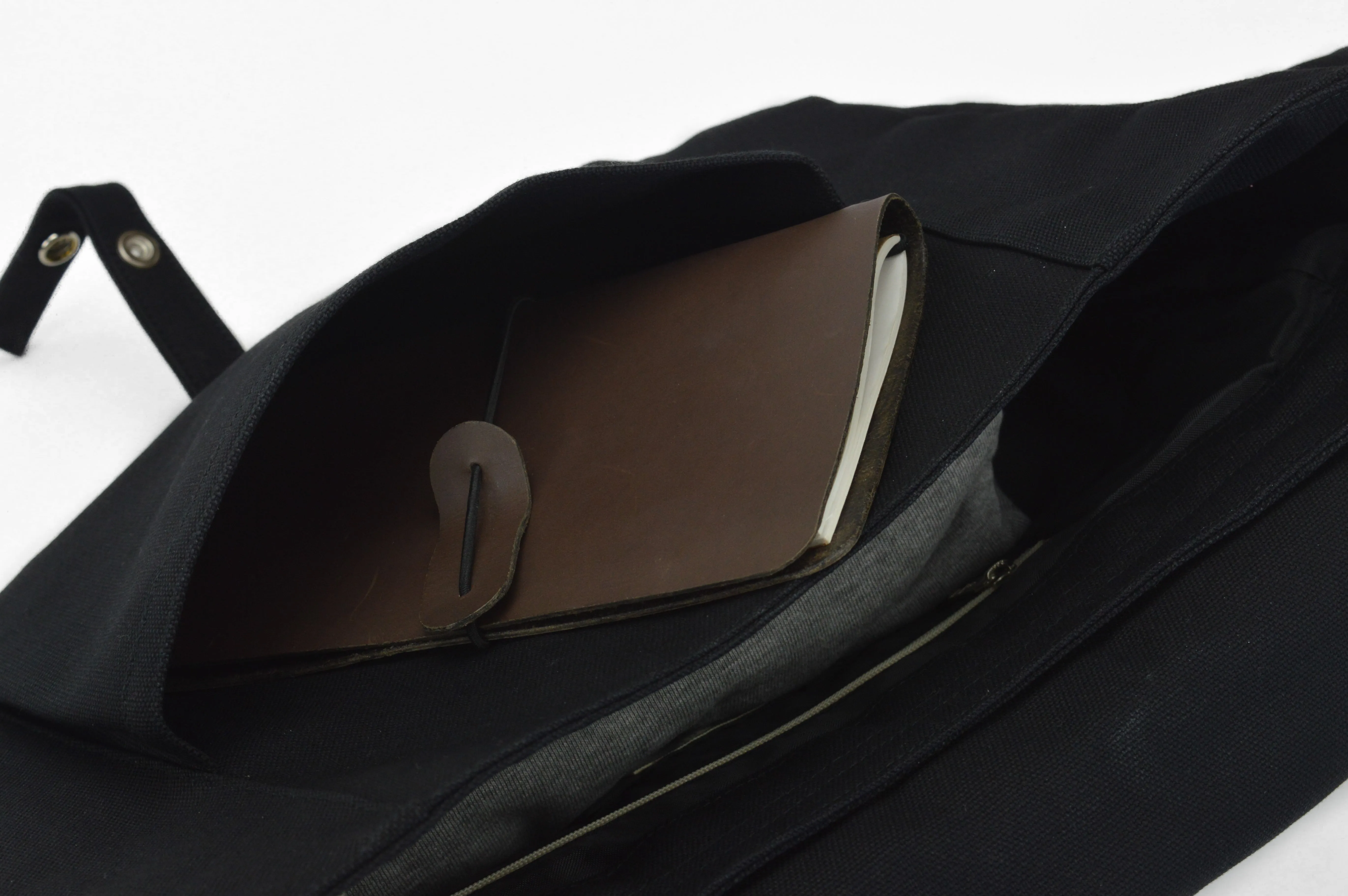 Kylie 12 Black | Crossbody Bag