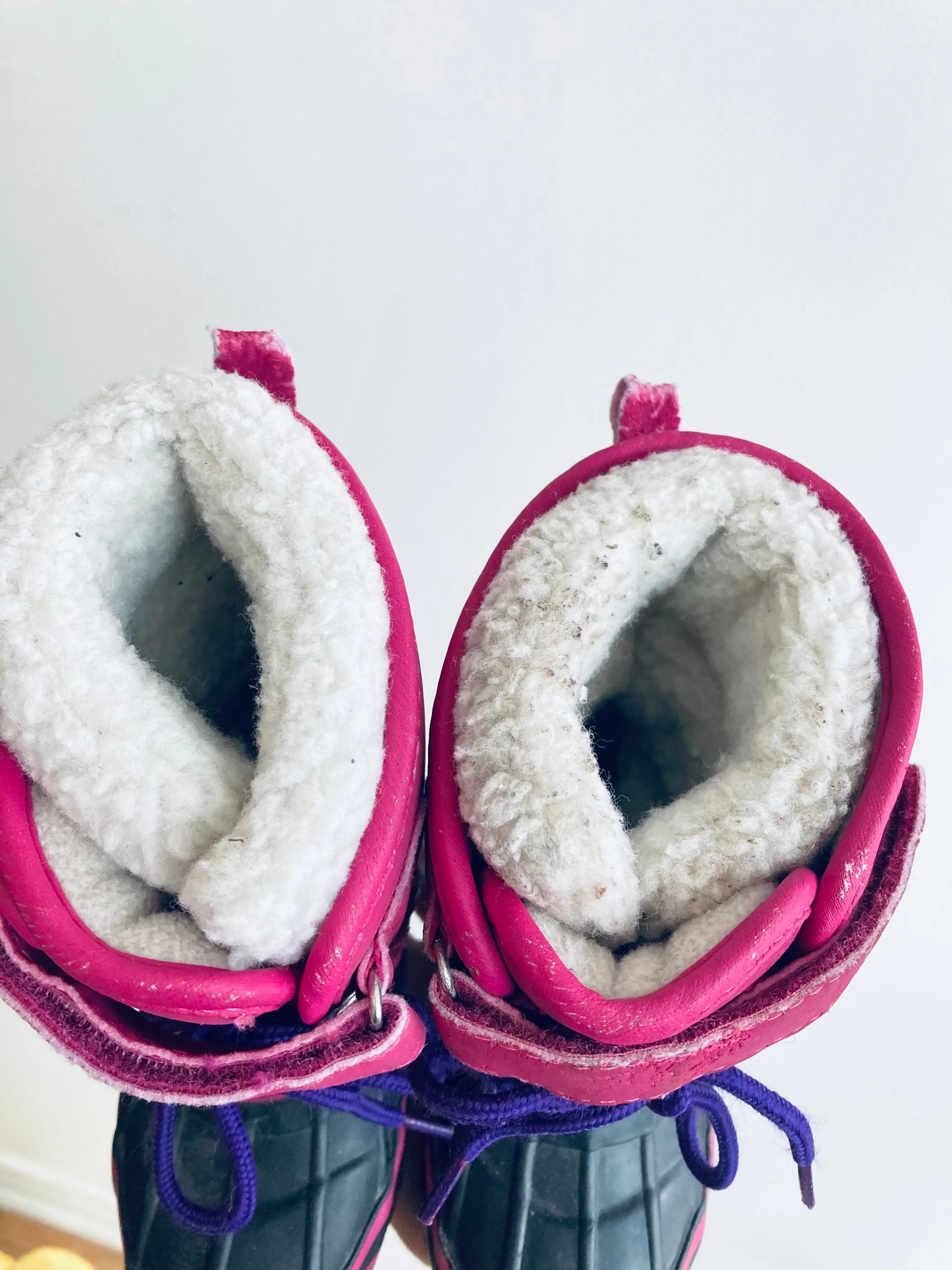Lace Up  & Velcro Boots // 6 Toddler