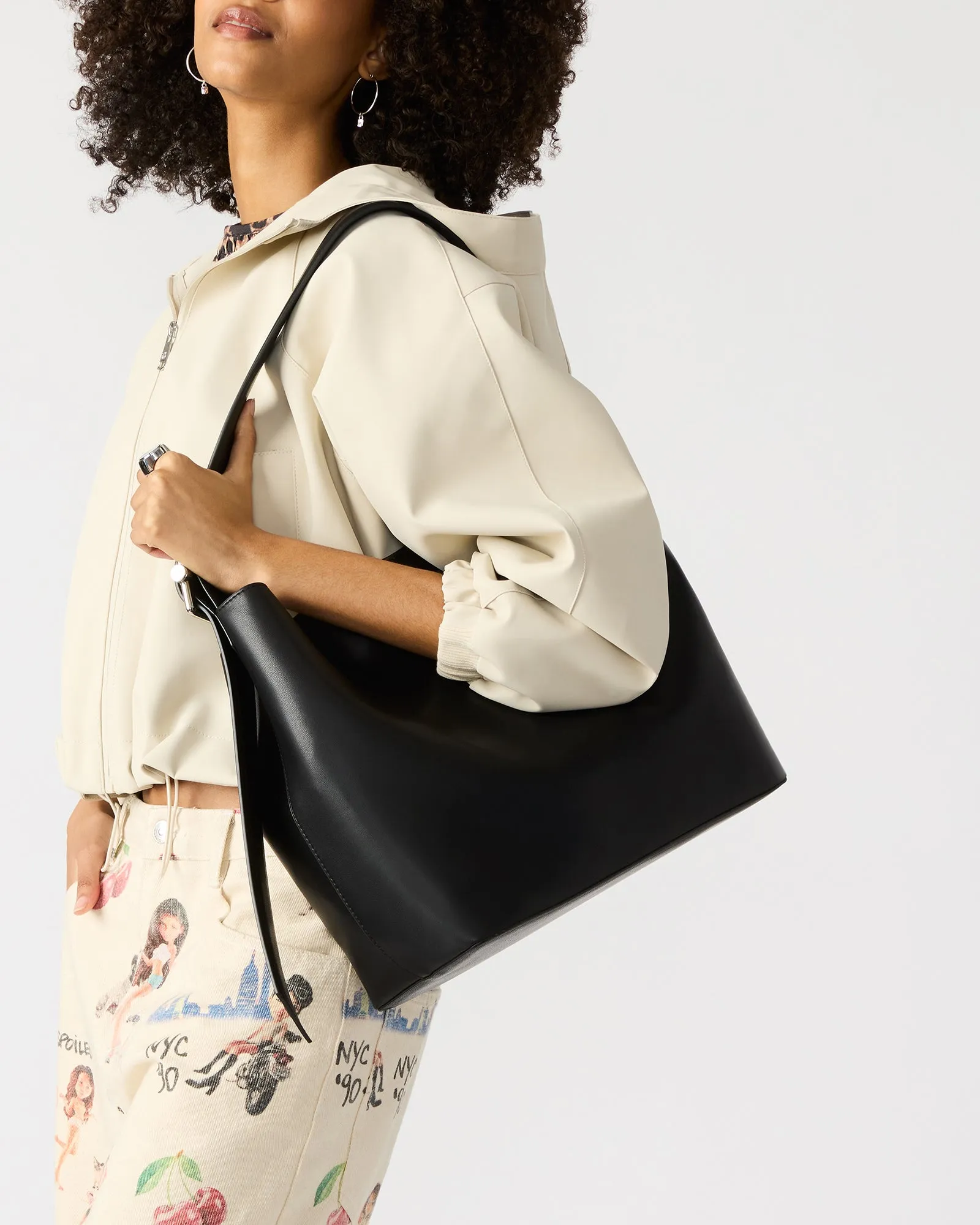 LACY BAG BLACK