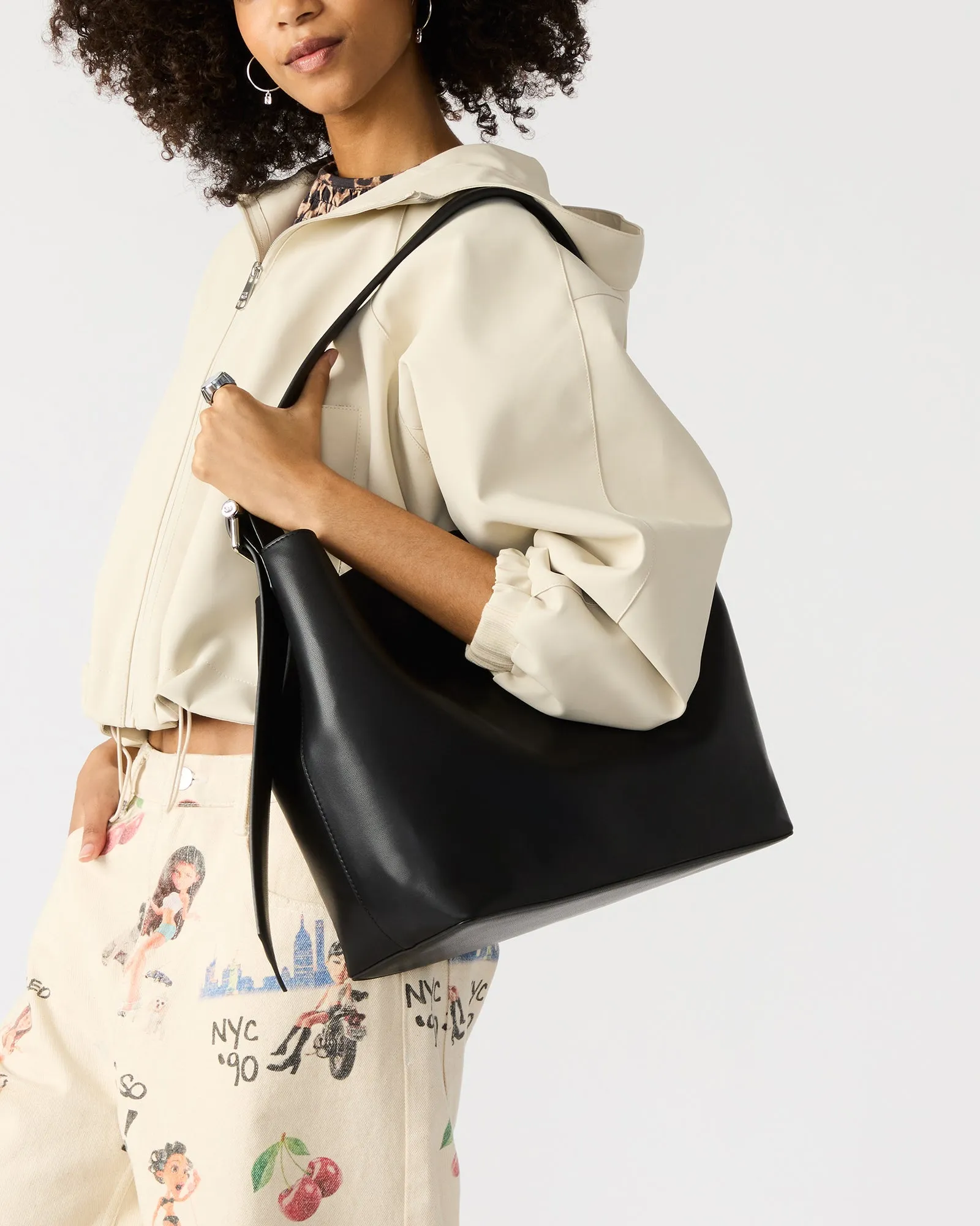 LACY BAG BLACK