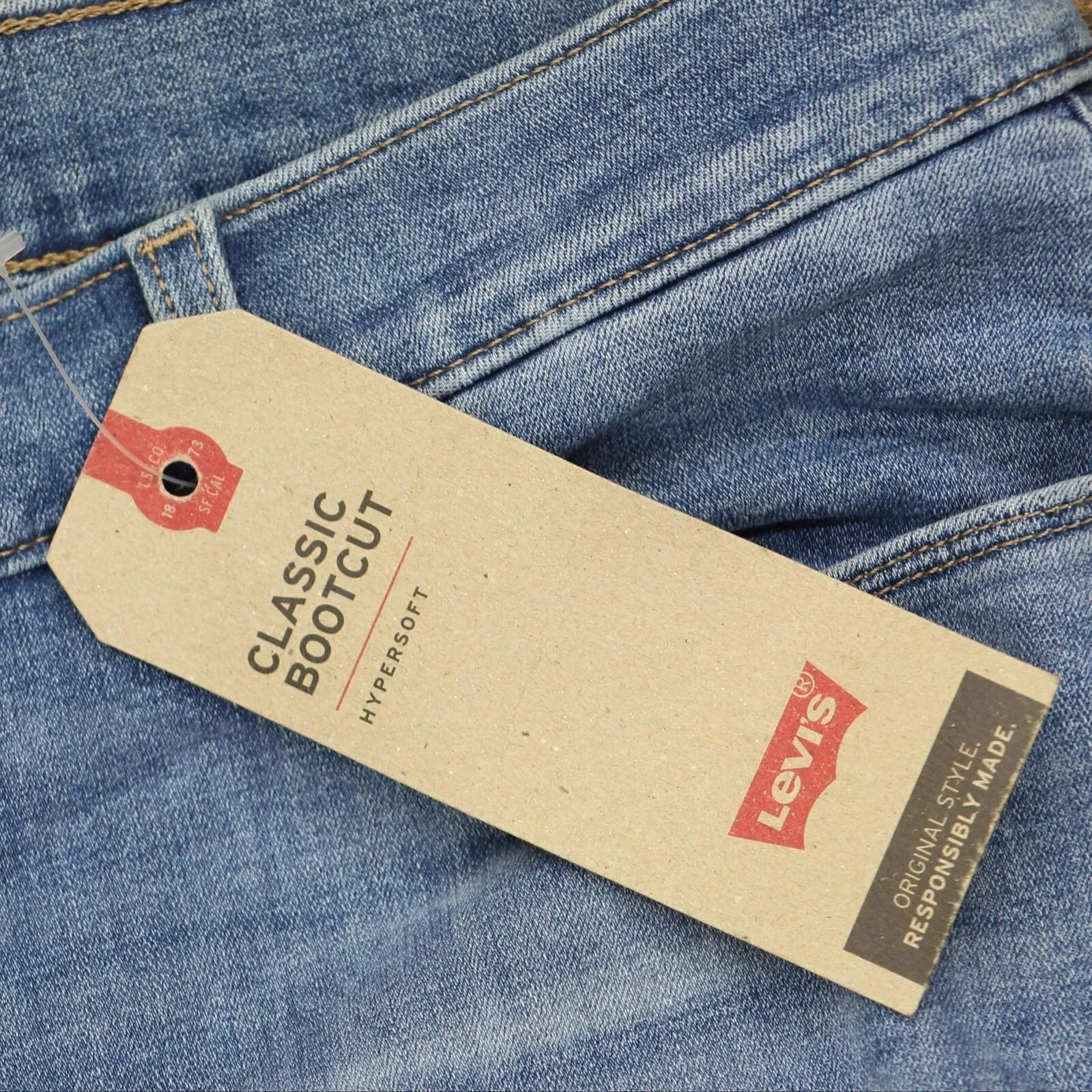 Levi's Women's Plus-Size 415 Classic Bootcut Jeans 236490029