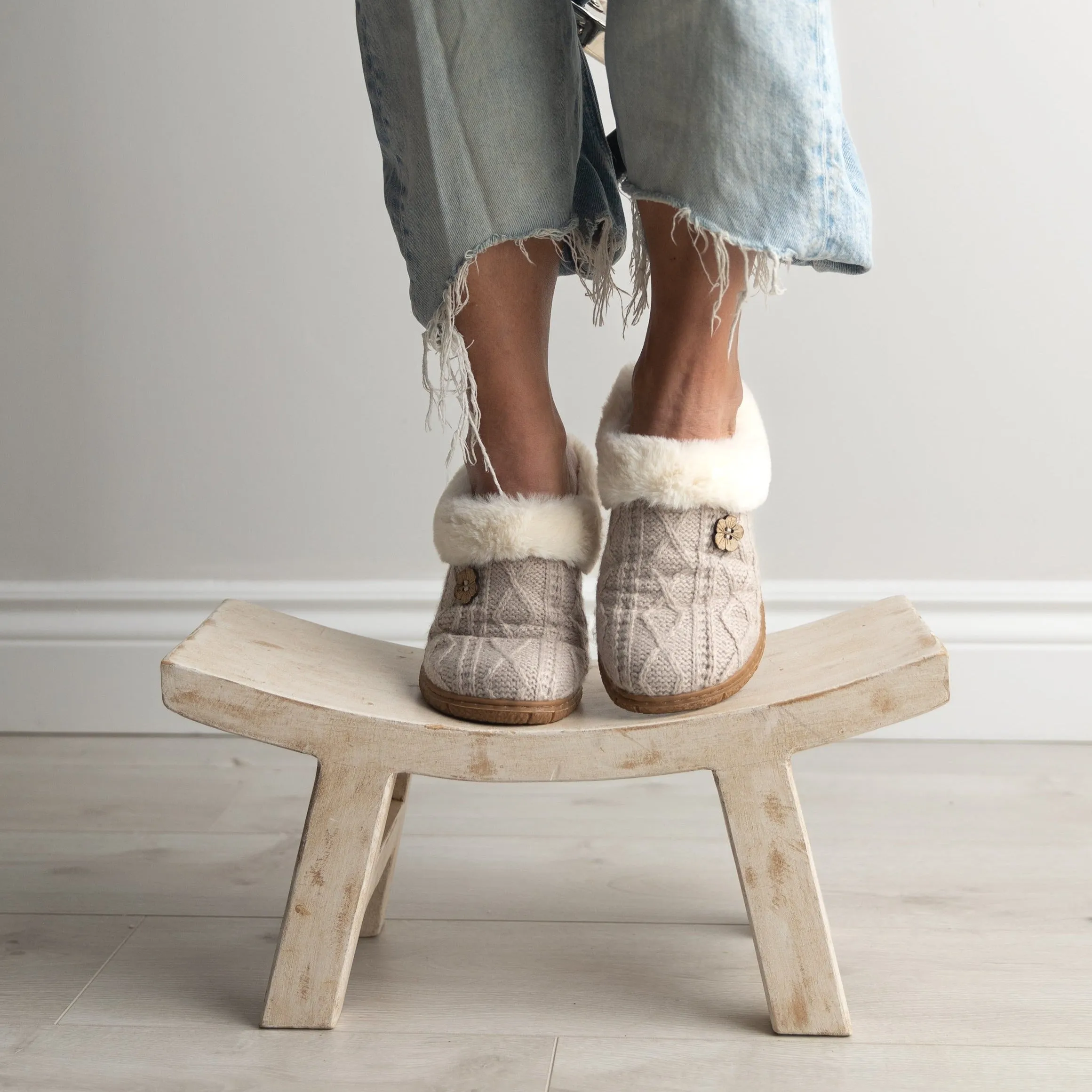 Loom Beige Knit Women's Slipper
