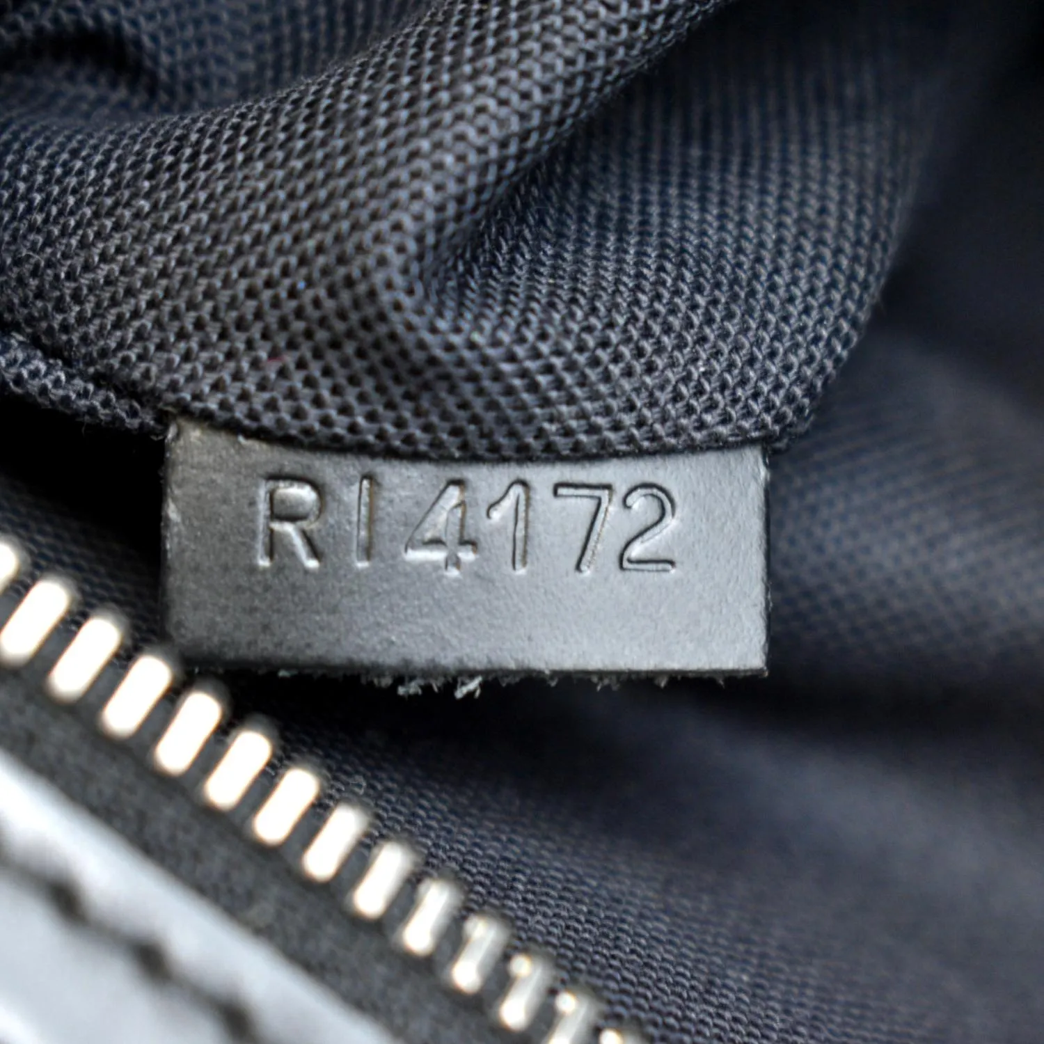 LOUIS VUITTON Bosphore Pochette Damier Graphite Messenger Bag Black