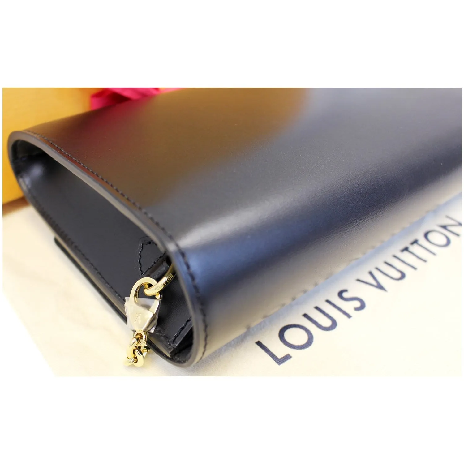 LOUIS VUITTON Chain Louise GM Noir Leather Shoulder Crossbody Bag
