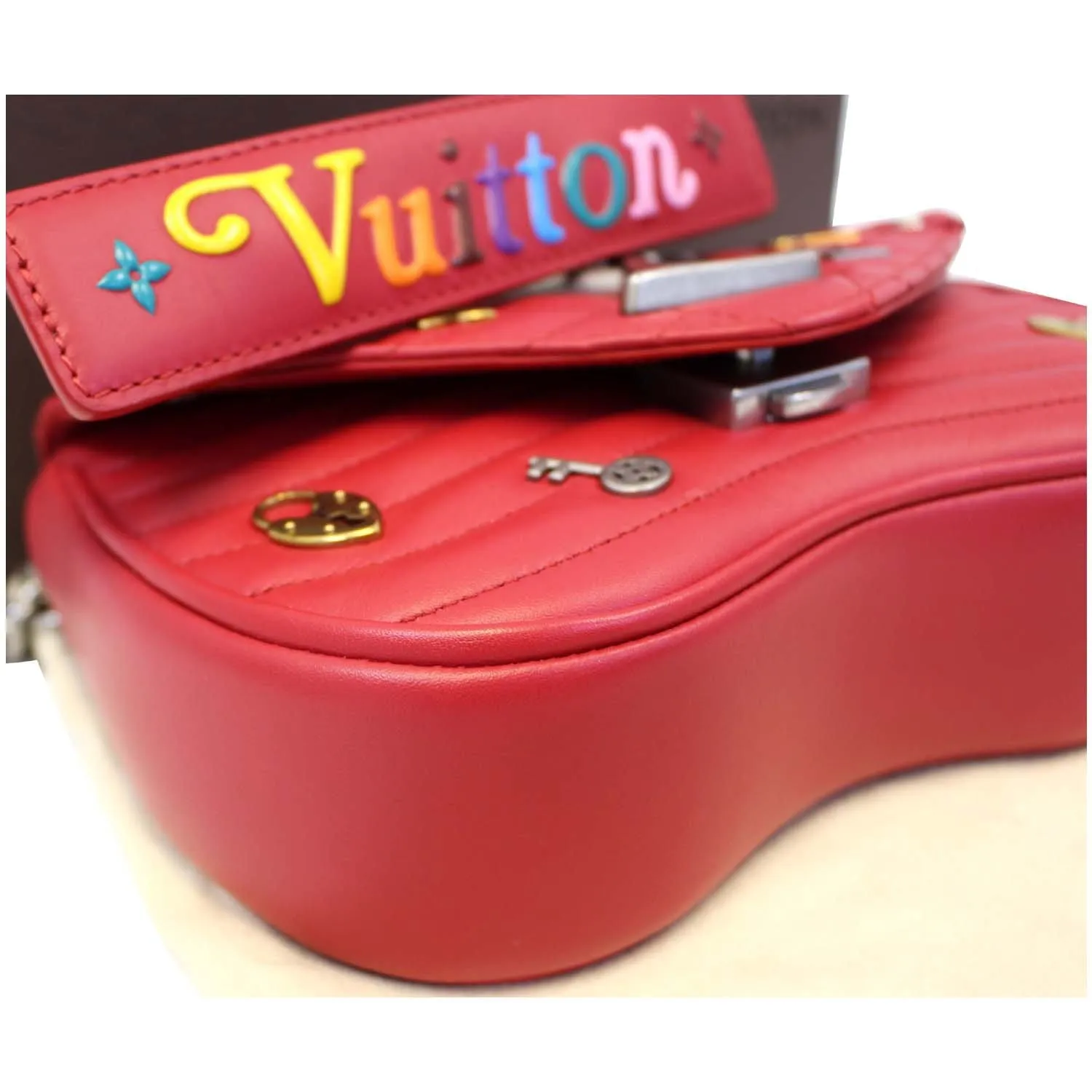 LOUIS VUITTON Love Lock New Wave PM Chain Shoulder Bag