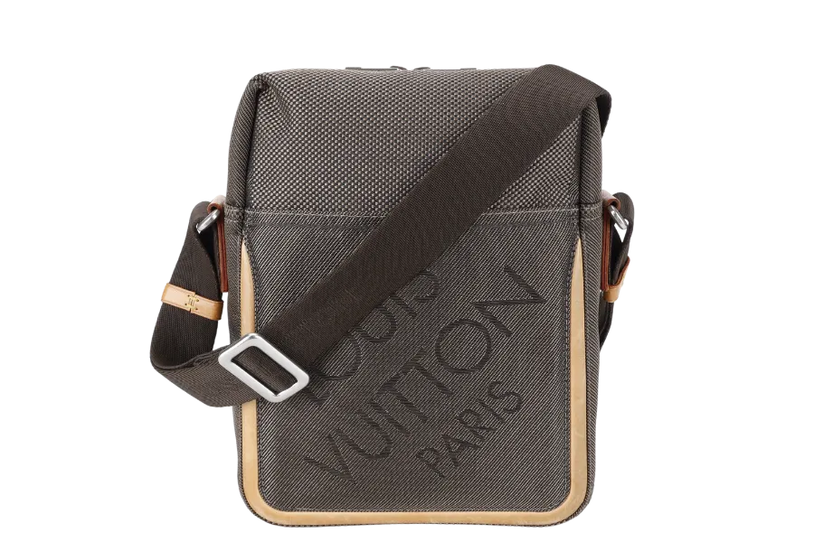 LOUIS VUITTON M93224 CITADIN DAMIER GEANT MESSENGER BAG NO DUST COVER