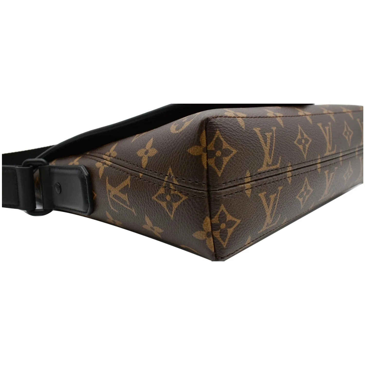 LOUIS VUITTON Magnetic Monogram Macassar Messenger Bag Brown