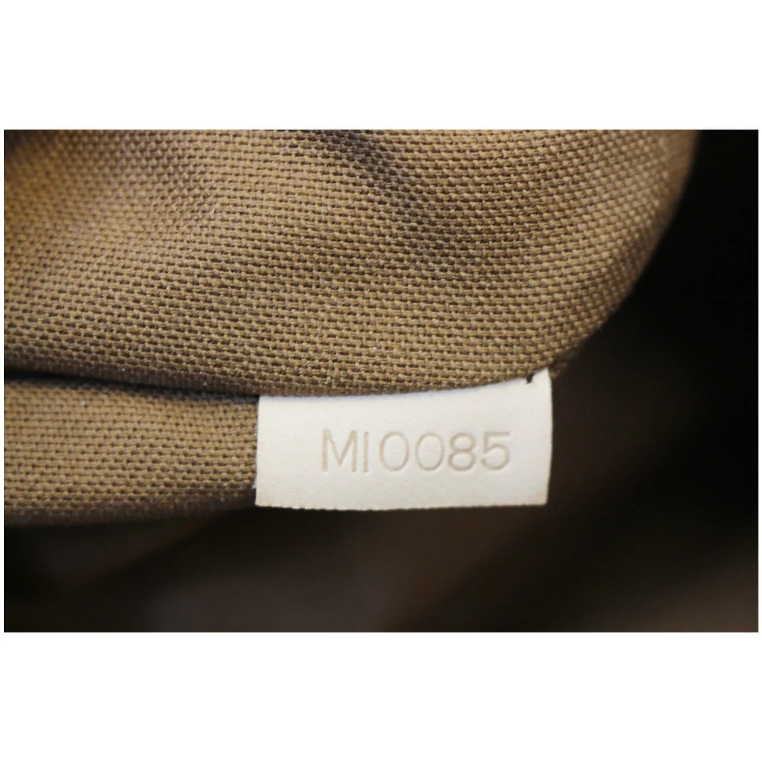 LOUIS VUITTON Pochette Bosphore Monogram Canvas Crossbody Bag