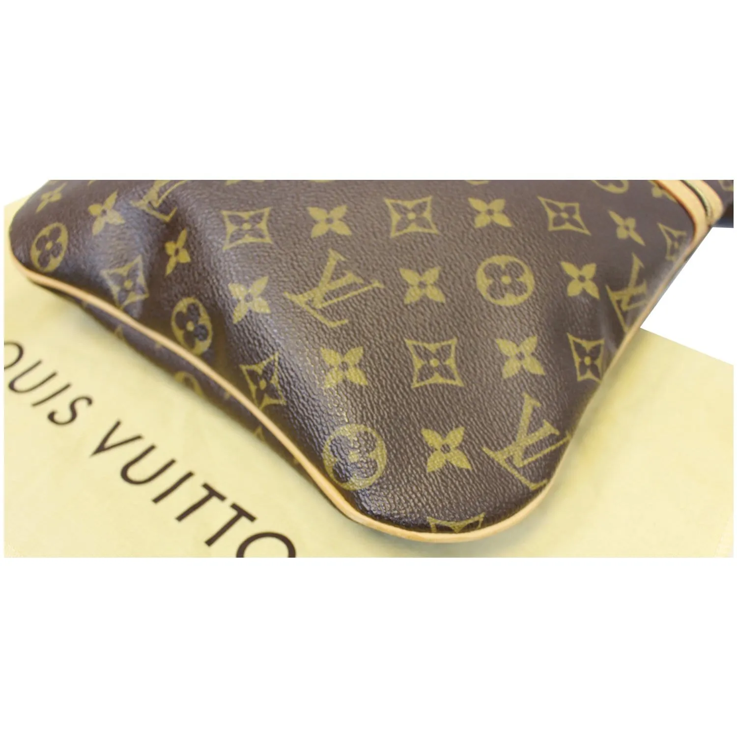 LOUIS VUITTON Pochette Bosphore Monogram Canvas Crossbody Bag