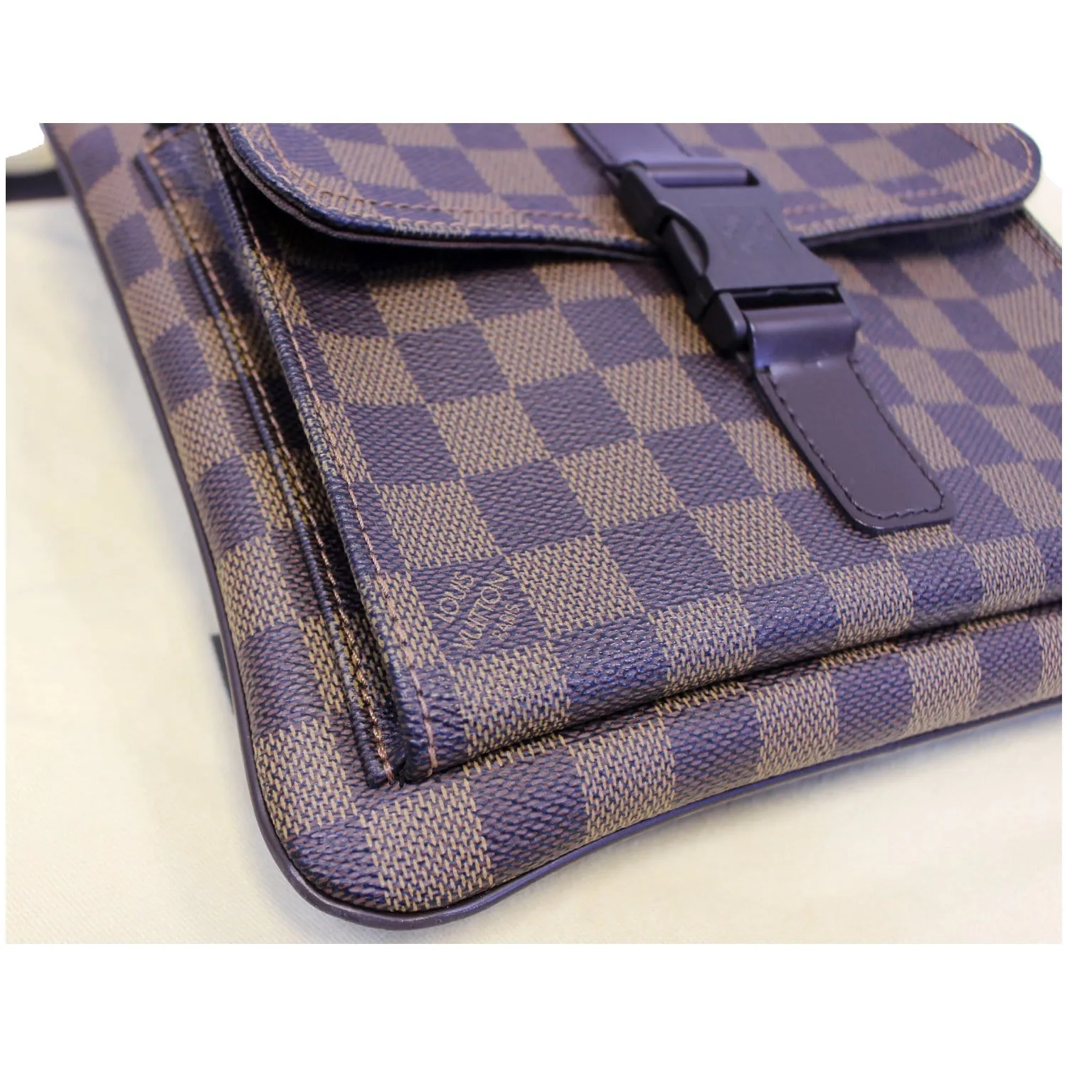 LOUIS VUITTON Pochette Melville Damier Ebene Shoulder Crossbody Bag