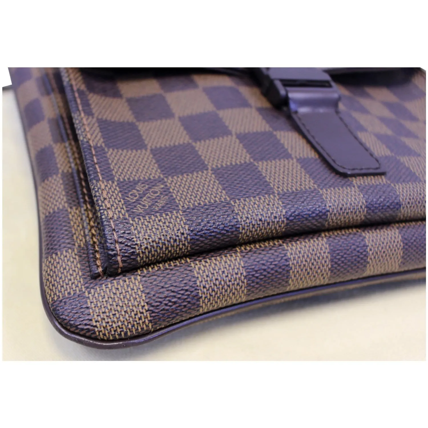 LOUIS VUITTON Pochette Melville Damier Ebene Shoulder Crossbody Bag