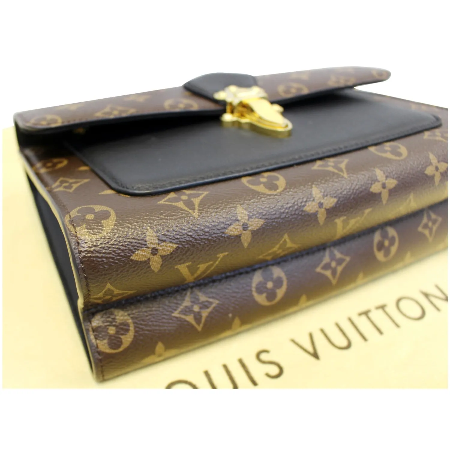 LOUIS VUITTON Victoire Monogram Canvas Shoulder Crossbody Bag Noir