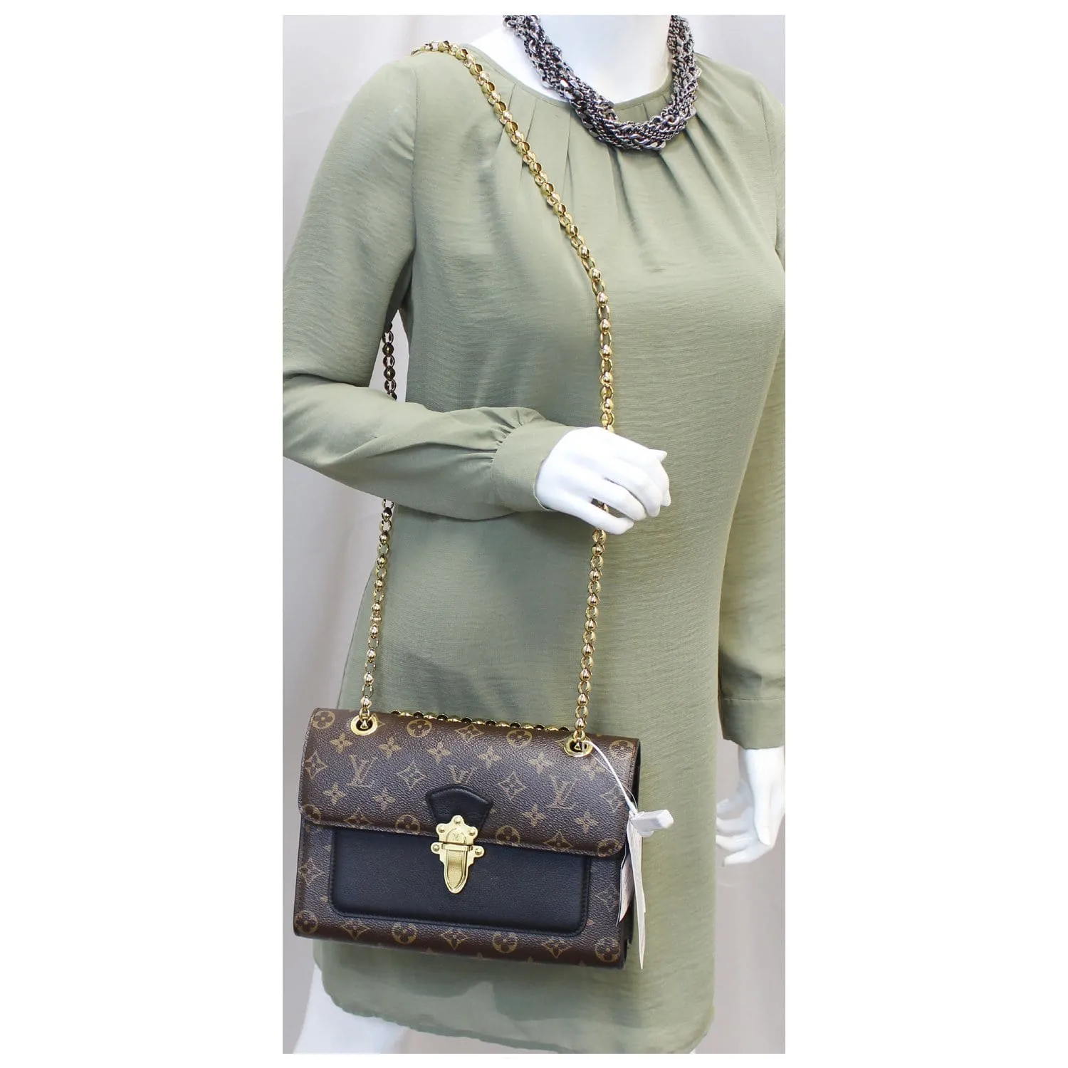 LOUIS VUITTON Victoire Monogram Canvas Shoulder Crossbody Bag Noir